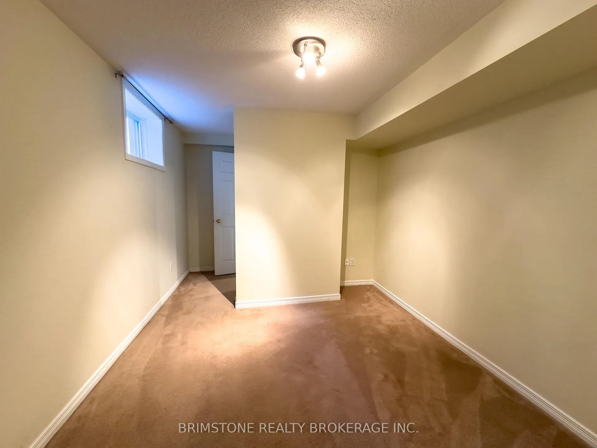 Photo 13 of Unit #33 / #34, 175 Stanley Street, Barrie, East Bayfield — HOMEH