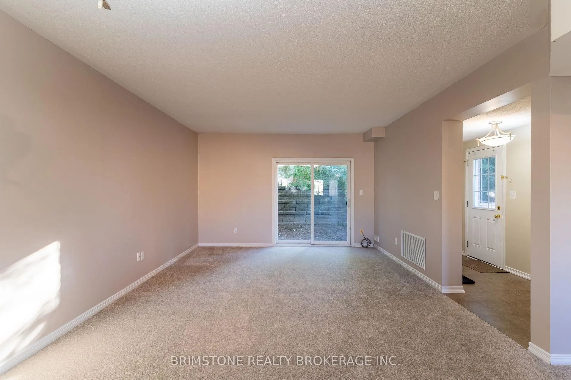Photo 19 of Unit #33 / #34, 175 Stanley Street, Barrie, East Bayfield — HOMEH