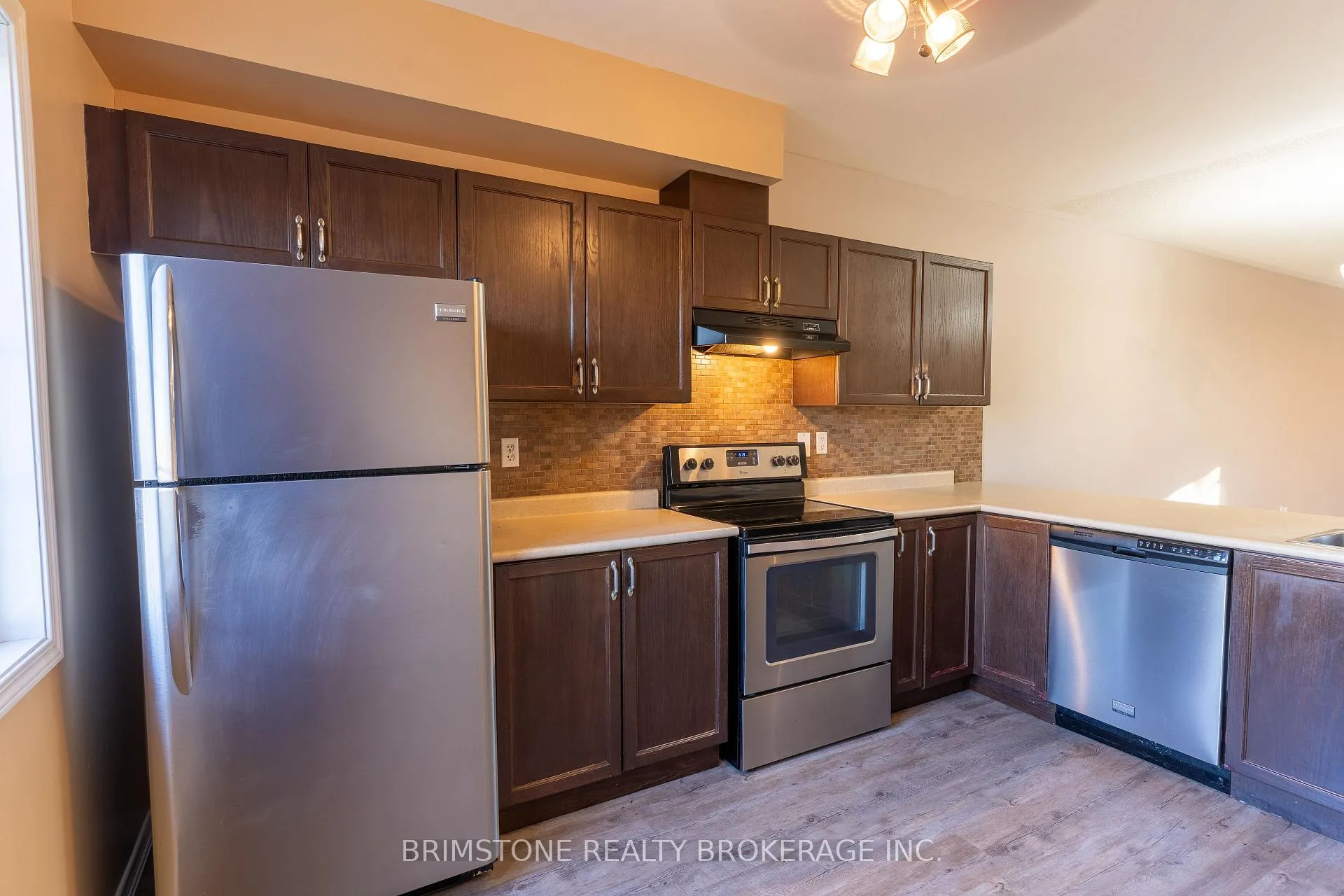 Photo 22 of Unit #33 / #34, 175 Stanley Street, Barrie, East Bayfield — HOMEH