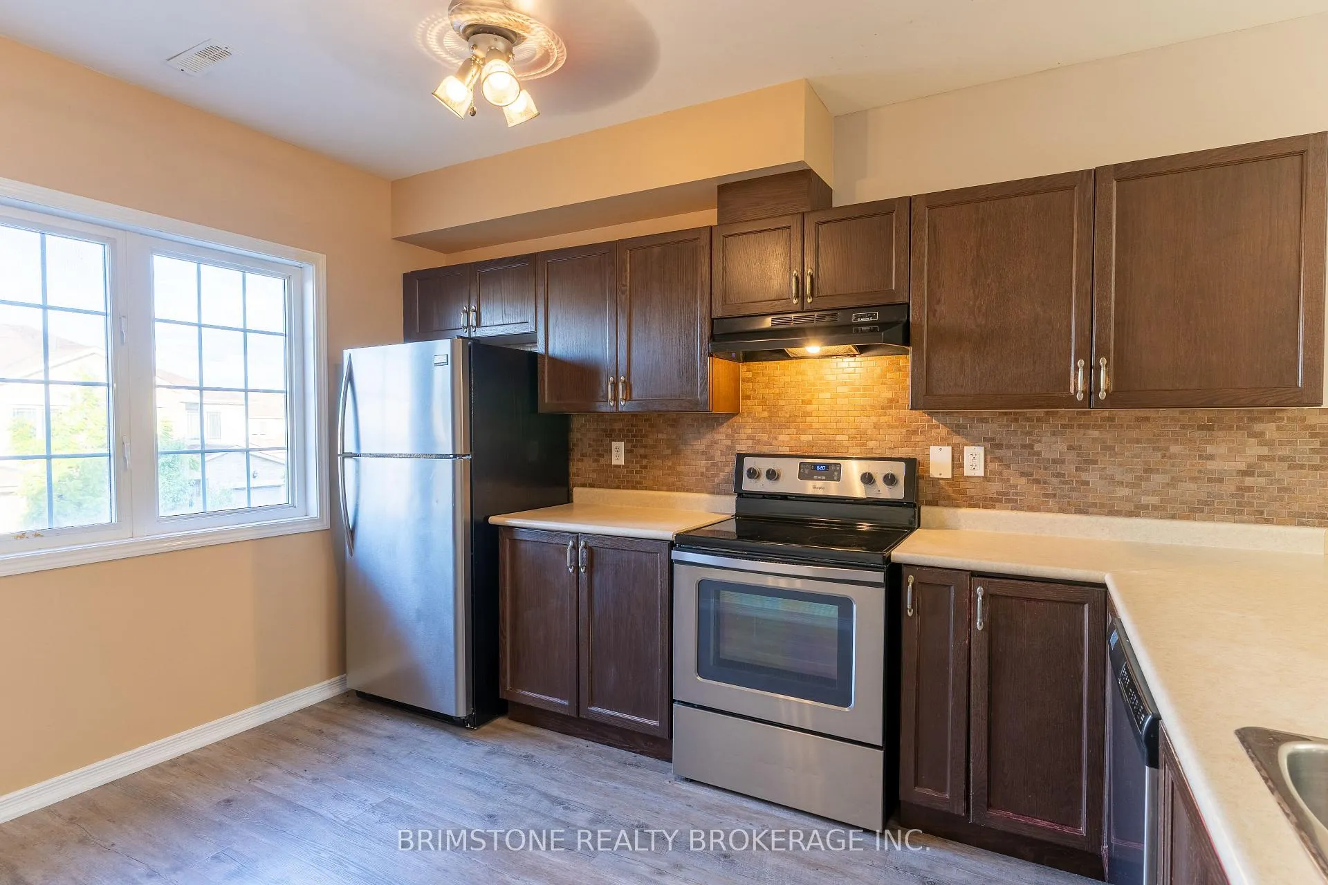 Photo 23 of Unit #33 / #34, 175 Stanley Street, Barrie, East Bayfield — HOMEH