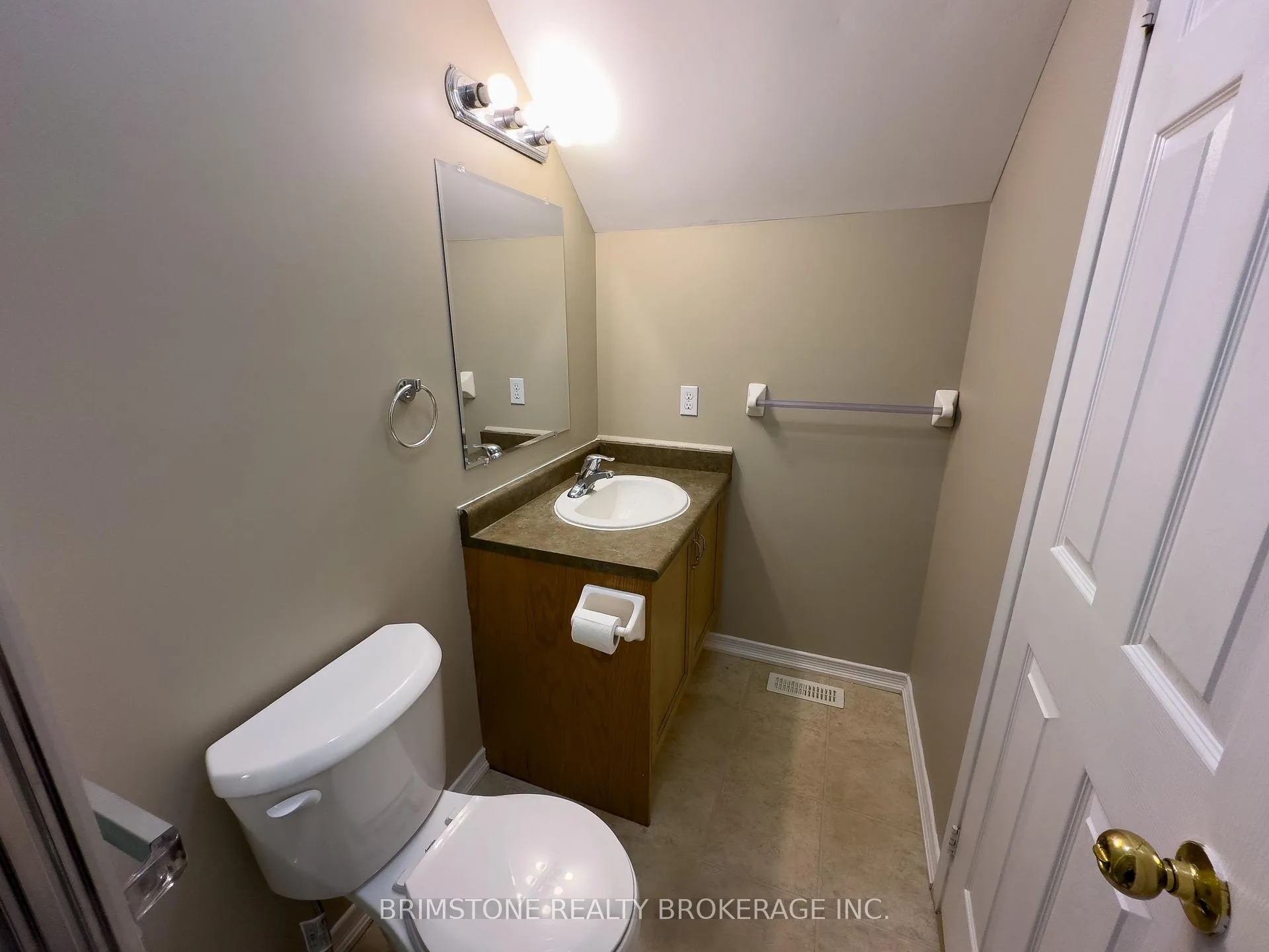Photo 36 of Unit #33 / #34, 175 Stanley Street, Barrie, East Bayfield — HOMEH