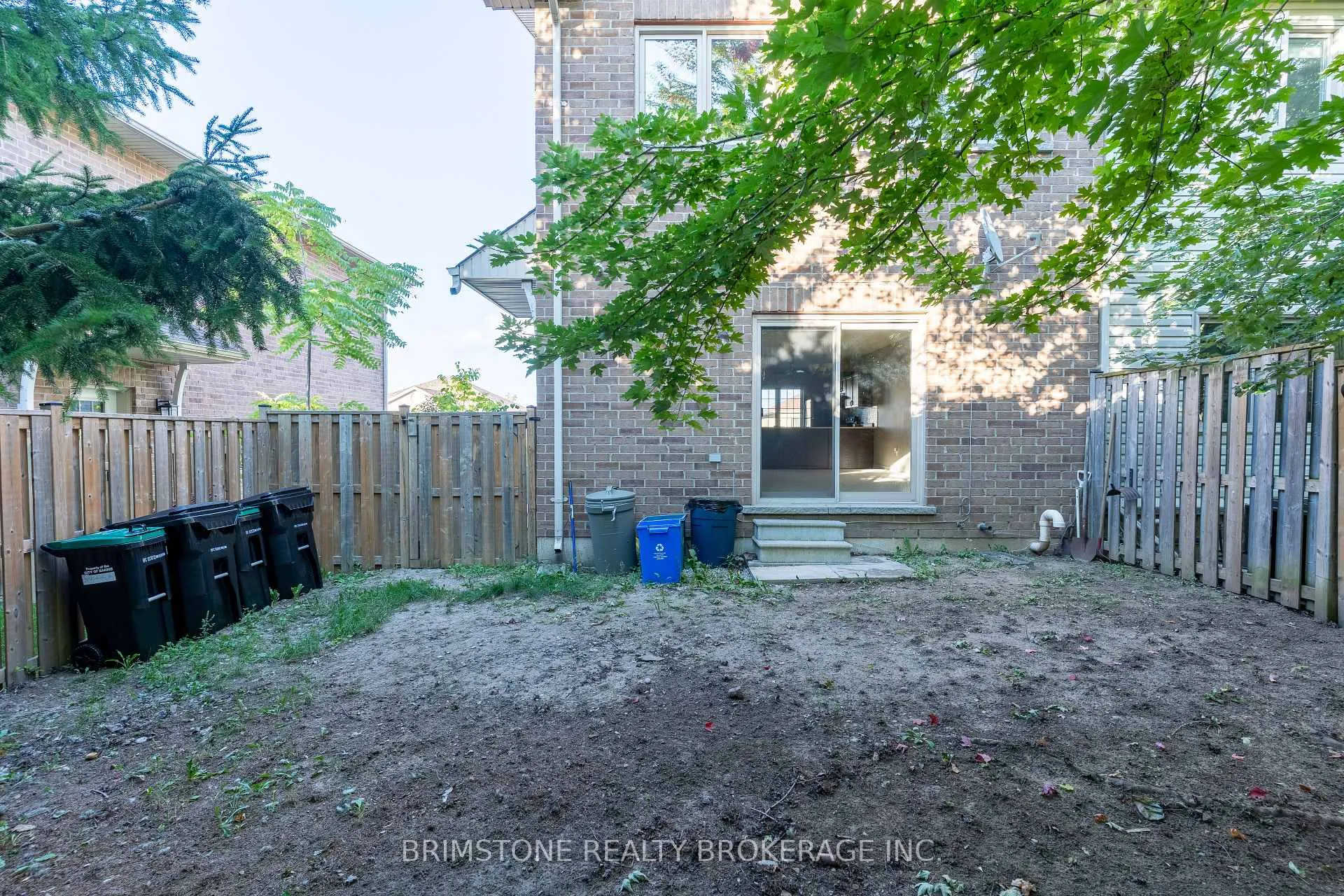Photo 41 of Unit #33 / #34, 175 Stanley Street, Barrie, East Bayfield — HOMEH