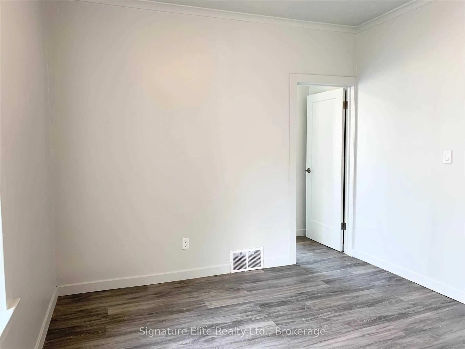 Photo 8 of Unit 1, 4 Pelham Road, St. Catharines, Western Hill — HOMEH