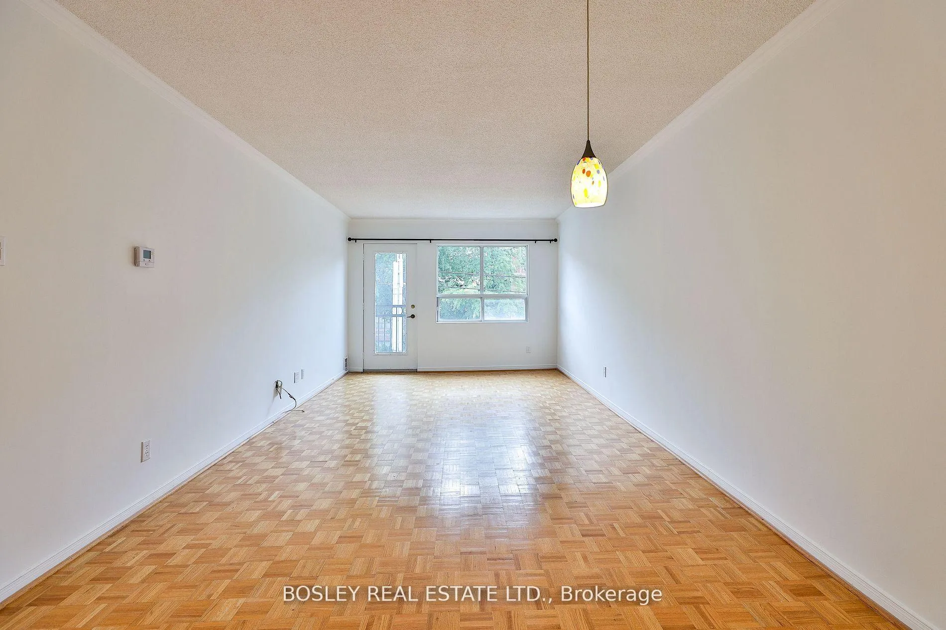 Photo 5 of Unit 306, 928 Millwood Road, Toronto, Leaside — HOMEH
