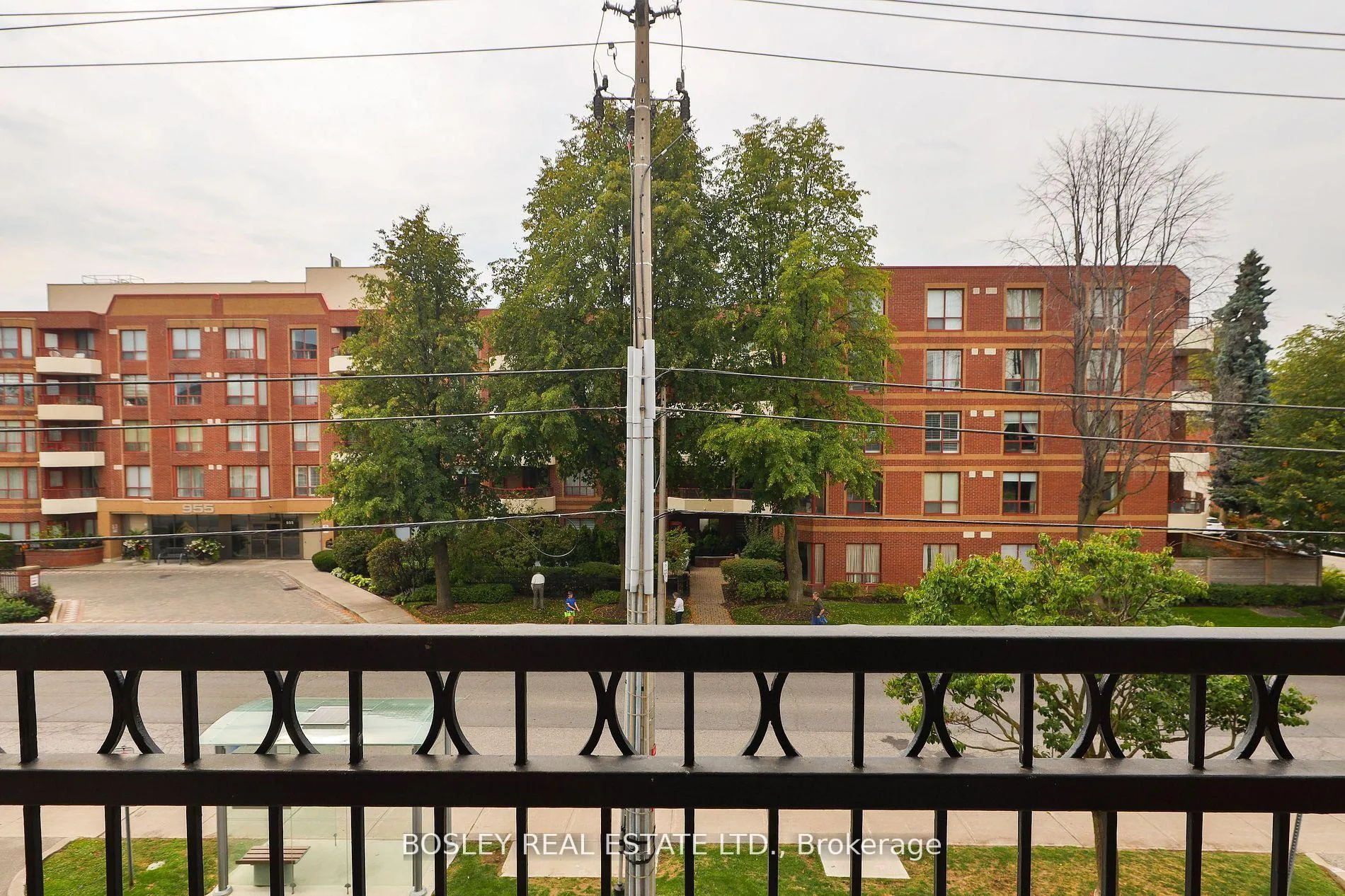 Photo 20 of Unit 306, 928 Millwood Road, Toronto, Leaside — HOMEH