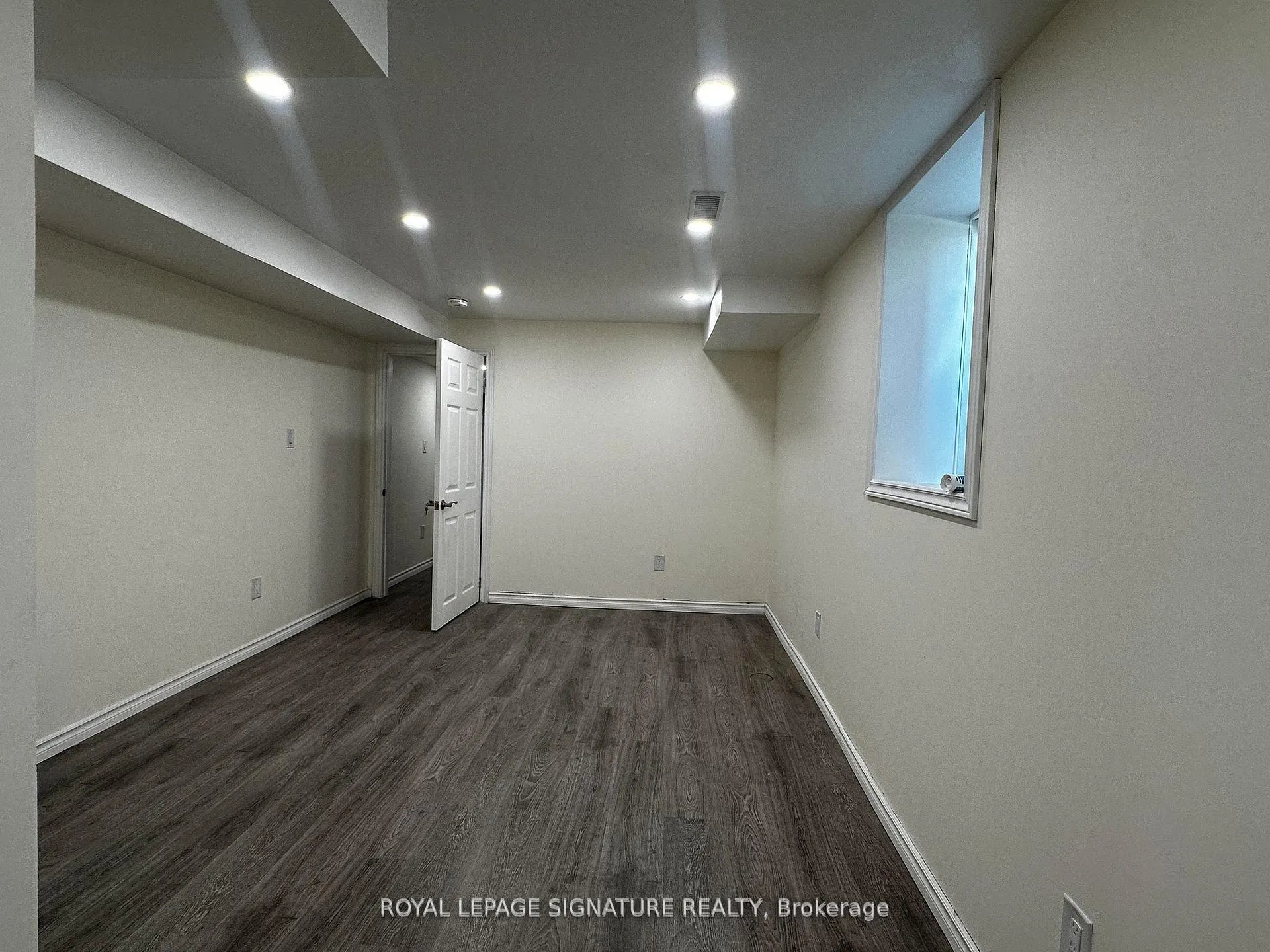 Photo 10 of Unit Bsmt, 104 Stedford Crescent E, Brampton, Northwest Brampton — HOMEH