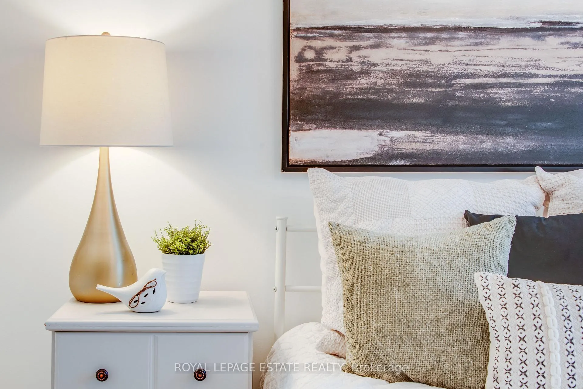 Photo 9 of Unit 213, 7363 Kennedy Road, Markham, Milliken Mills East — HOMEH