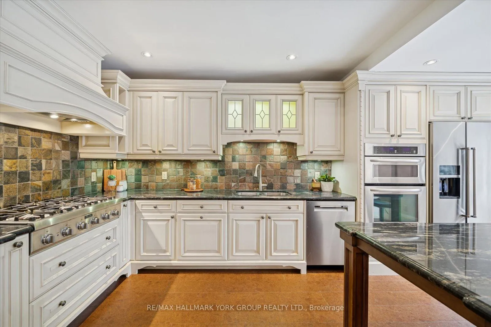 Photo 13 of 77 Joicey Boulevard, Toronto, Bedford Park-Nortown — HOMEH