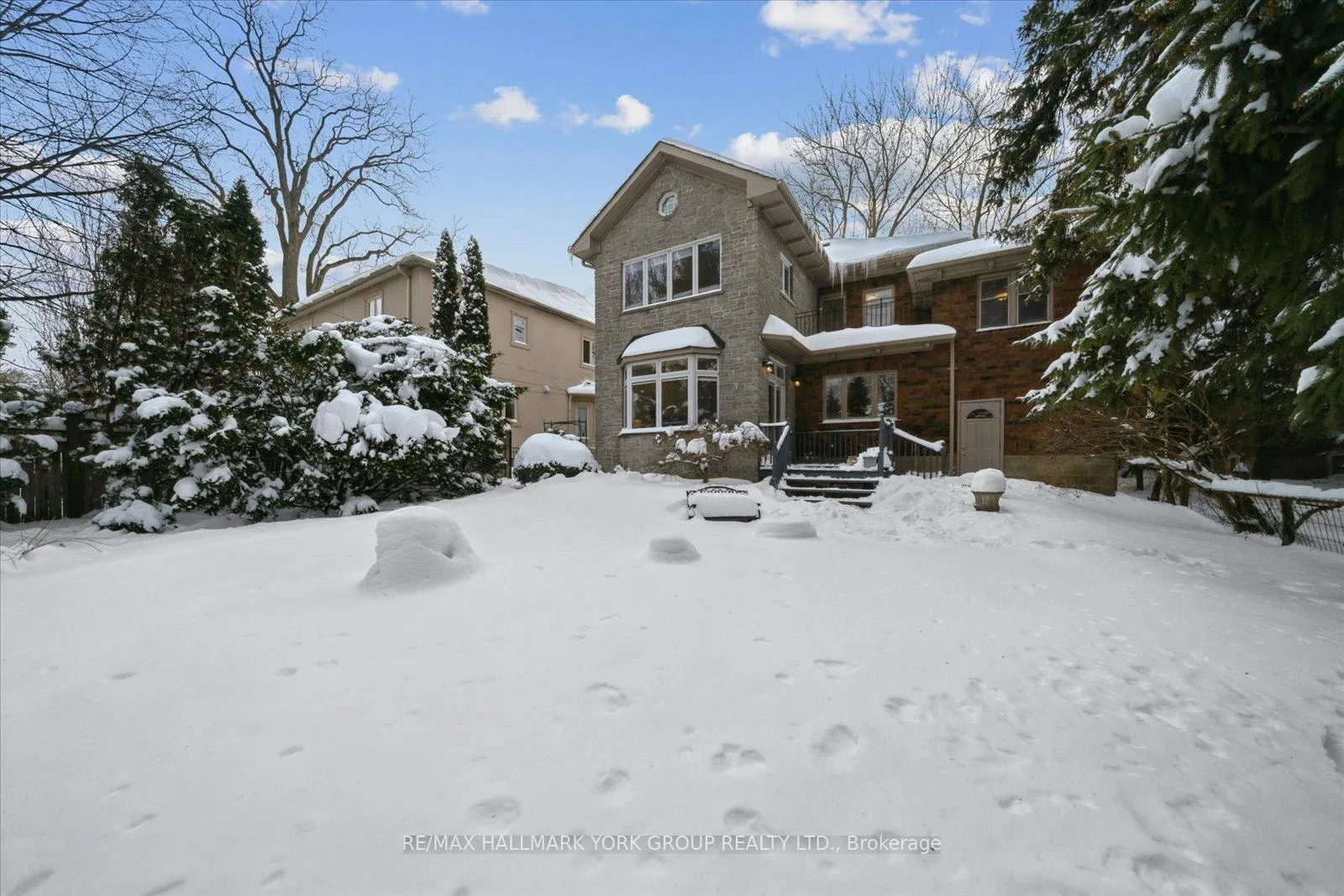 Photo 38 of 77 Joicey Boulevard, Toronto, Bedford Park-Nortown — HOMEH
