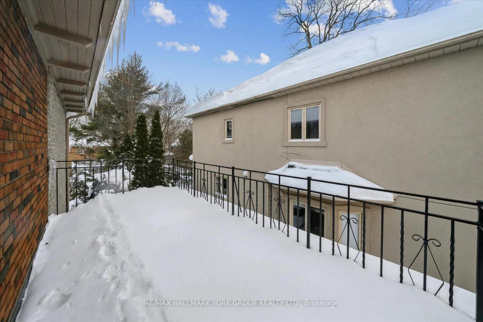 Photo 39 of 77 Joicey Boulevard, Toronto, Bedford Park-Nortown — HOMEH