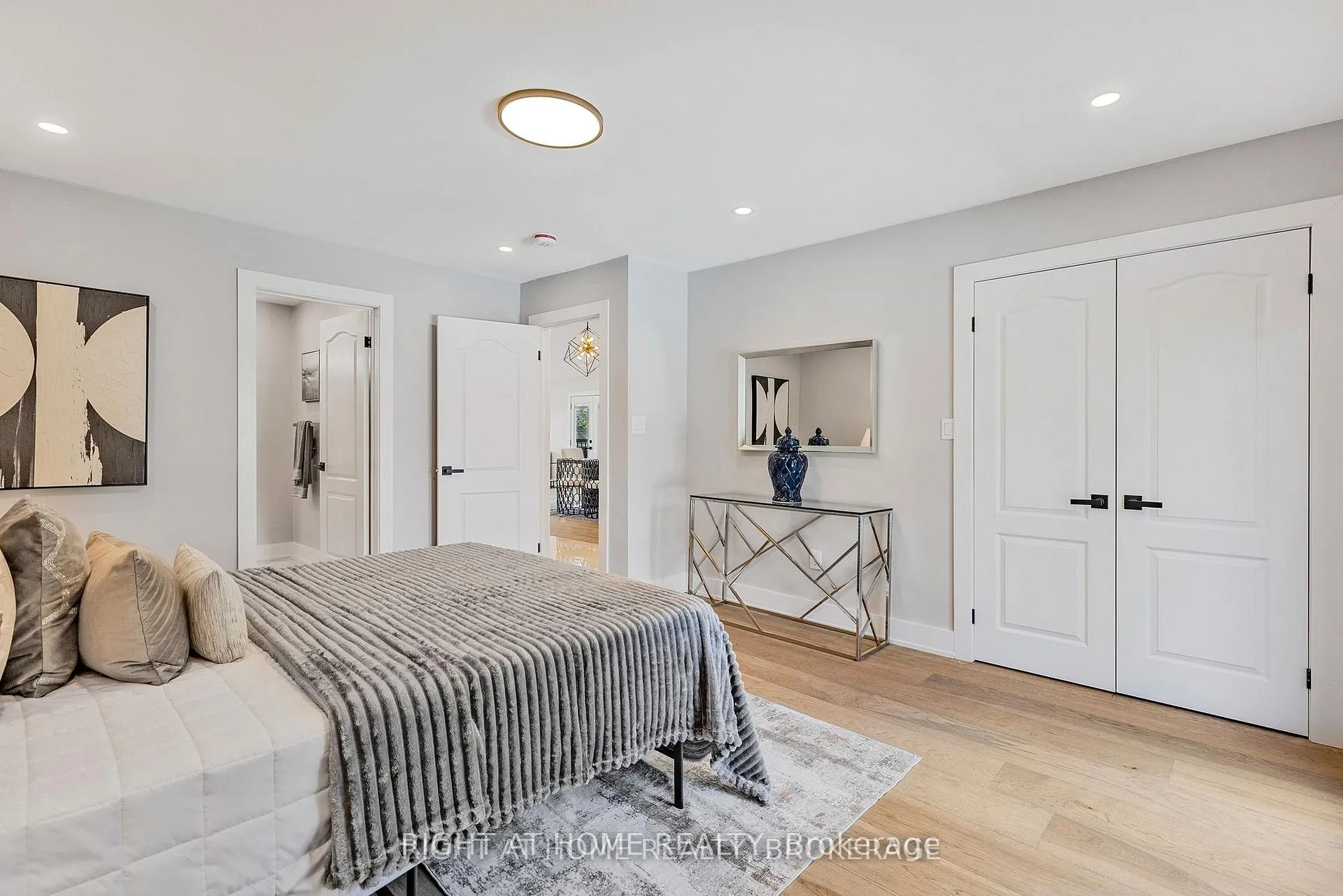 Photo 20 of Unit UPPER, 347 Mapledene Drive, Hamilton, Ancaster — HOMEH