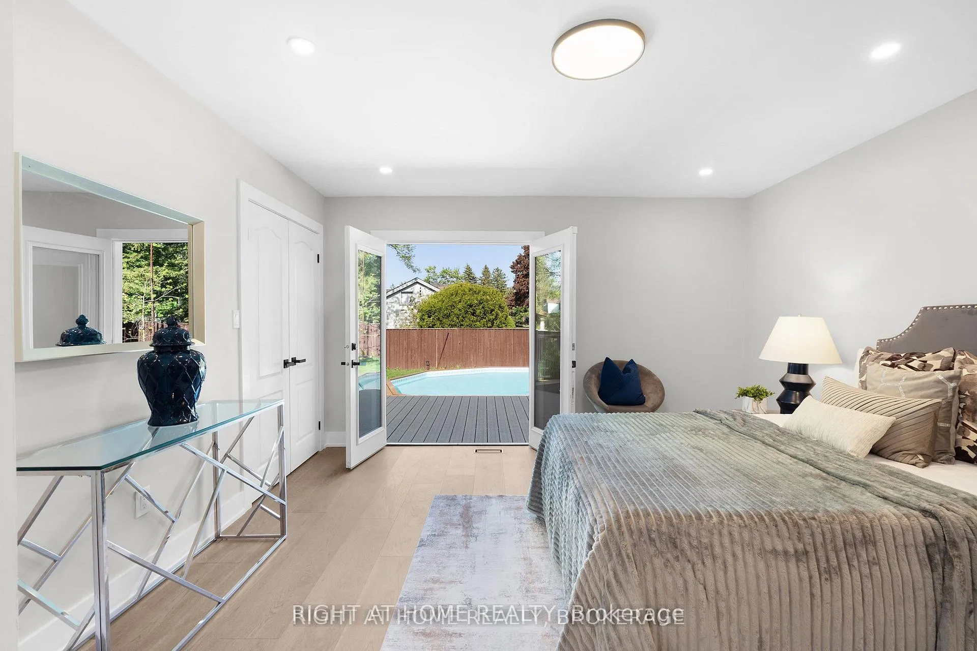 Photo 21 of Unit UPPER, 347 Mapledene Drive, Hamilton, Ancaster — HOMEH