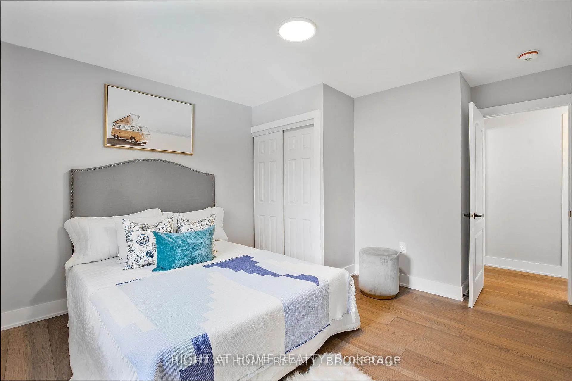 Photo 31 of Unit UPPER, 347 Mapledene Drive, Hamilton, Ancaster — HOMEH