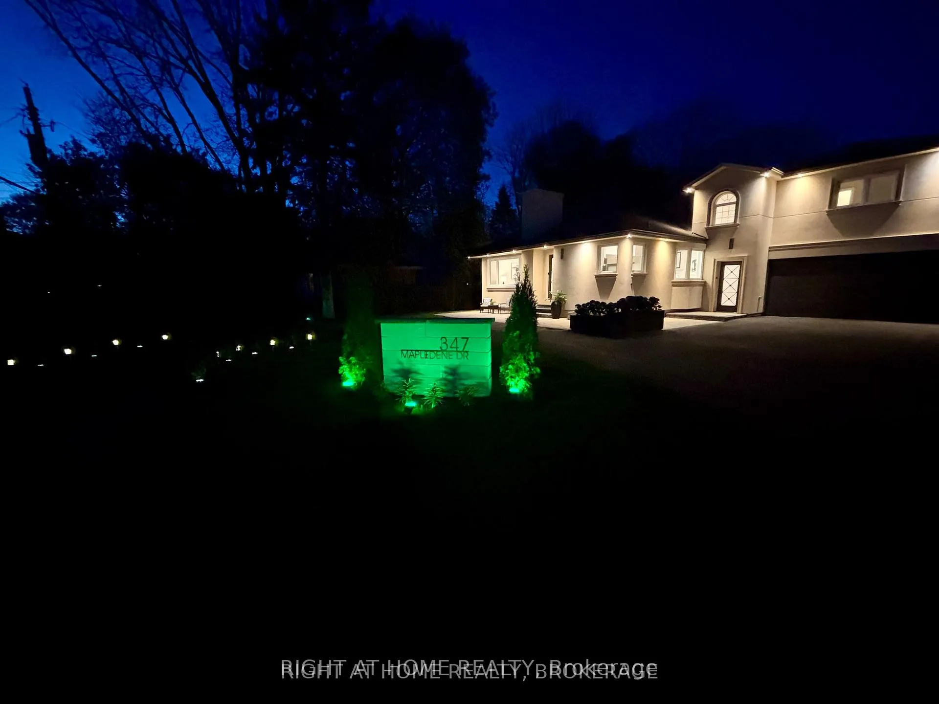 Photo 38 of Unit UPPER, 347 Mapledene Drive, Hamilton, Ancaster — HOMEH