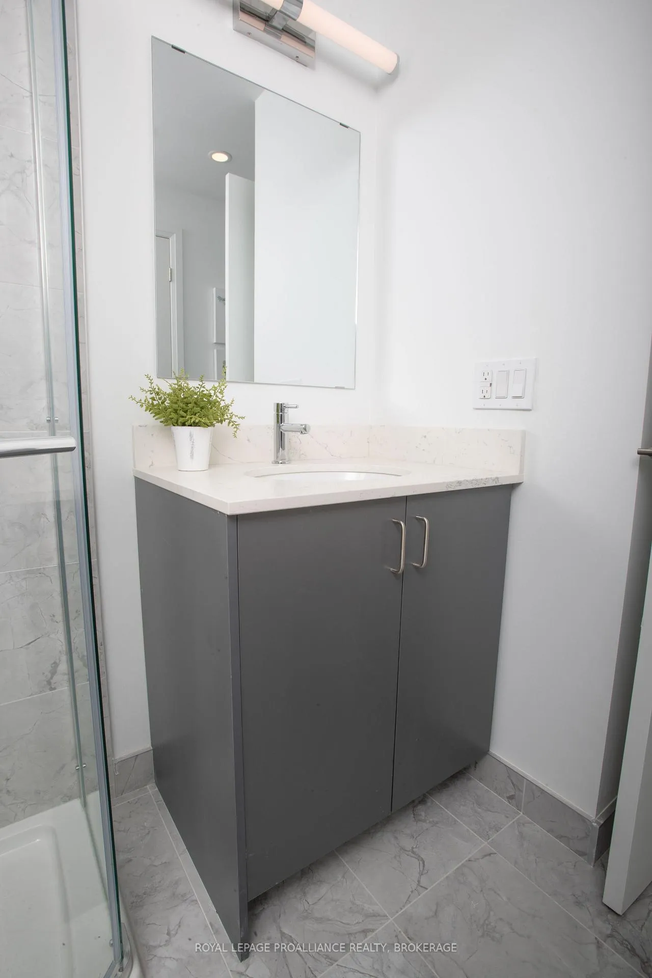 Photo 8 of Unit 526, 223 Princess Street, Kingston, East of Sir John A. Blvd — HOMEH