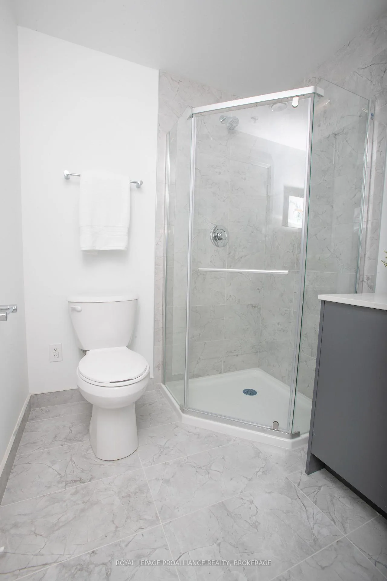 Photo 9 of Unit 526, 223 Princess Street, Kingston, East of Sir John A. Blvd — HOMEH