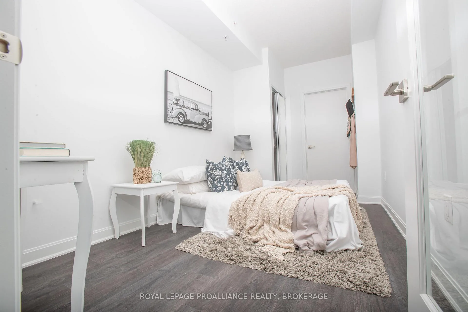 Photo 10 of Unit 526, 223 Princess Street, Kingston, East of Sir John A. Blvd — HOMEH