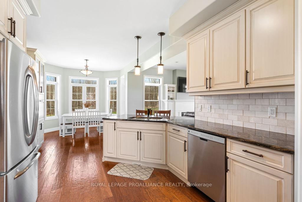 Photo 20 of 260 Smith Road, Belleville, Thurlow Ward — HOMEH