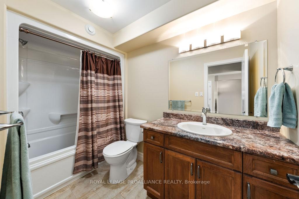Photo 41 of 260 Smith Road, Belleville, Thurlow Ward — HOMEH