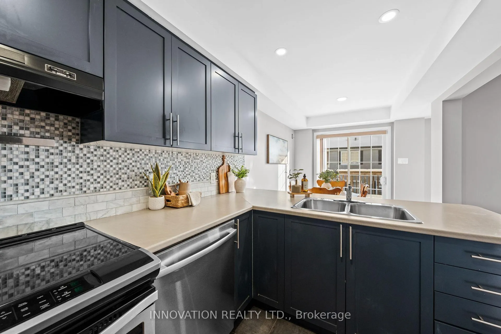 Photo 14 of 565 Dalewood Crescent, Ottawa, Stittsville (South) — HOMEH