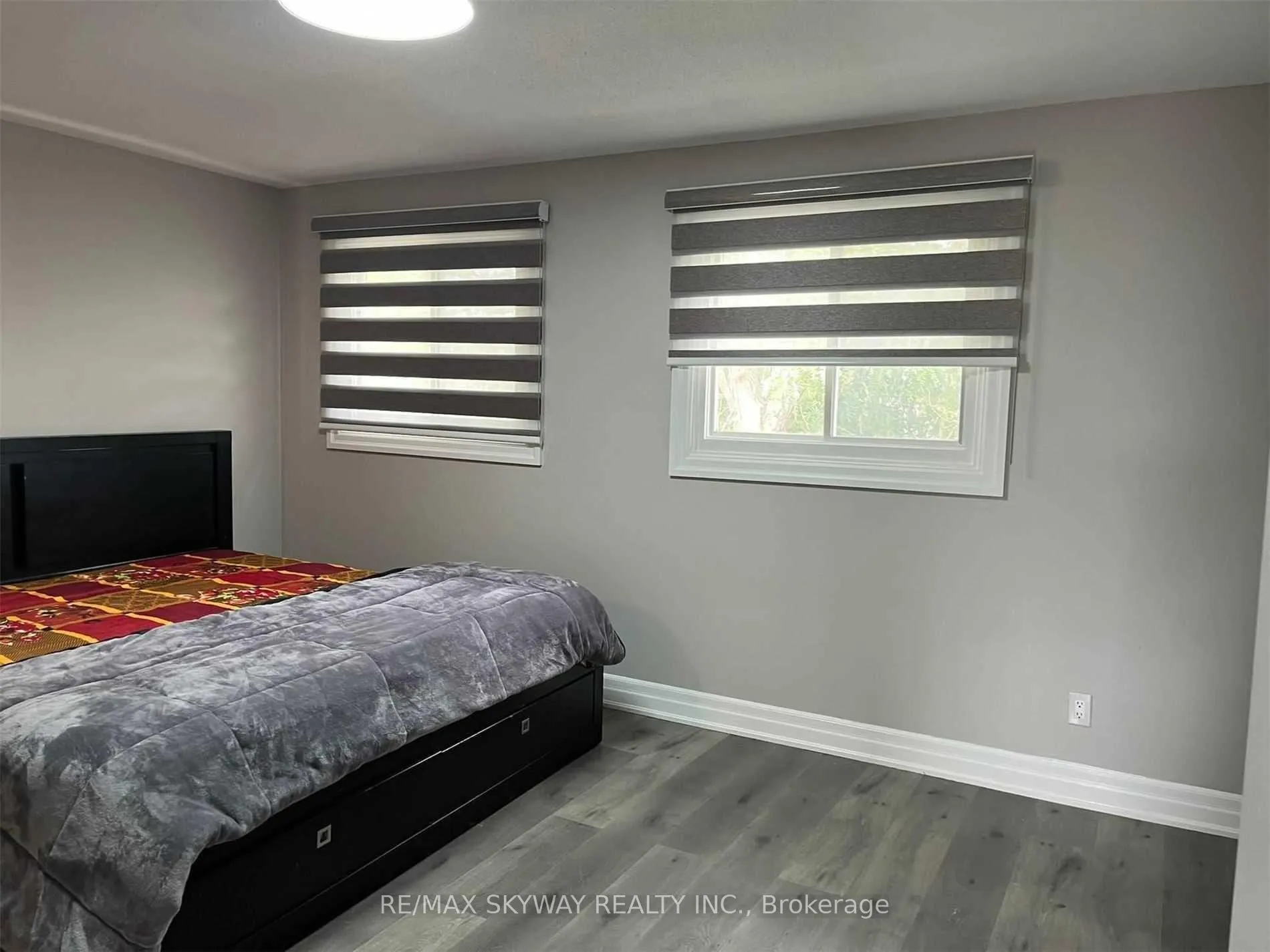 Photo 3 of 33 Mackay Street, Brampton, Central Park — HOMEH