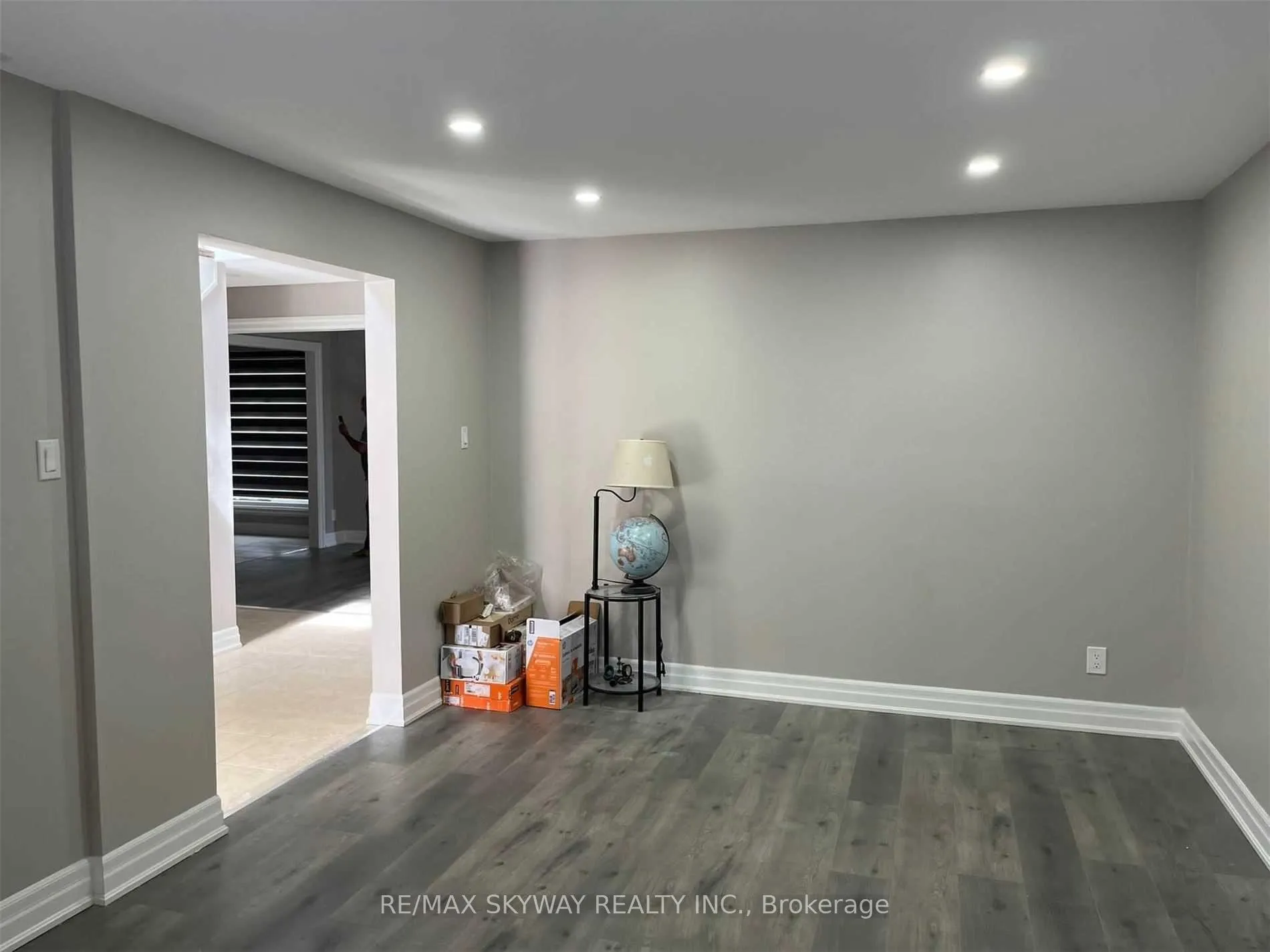 Photo 11 of 33 Mackay Street, Brampton, Central Park — HOMEH