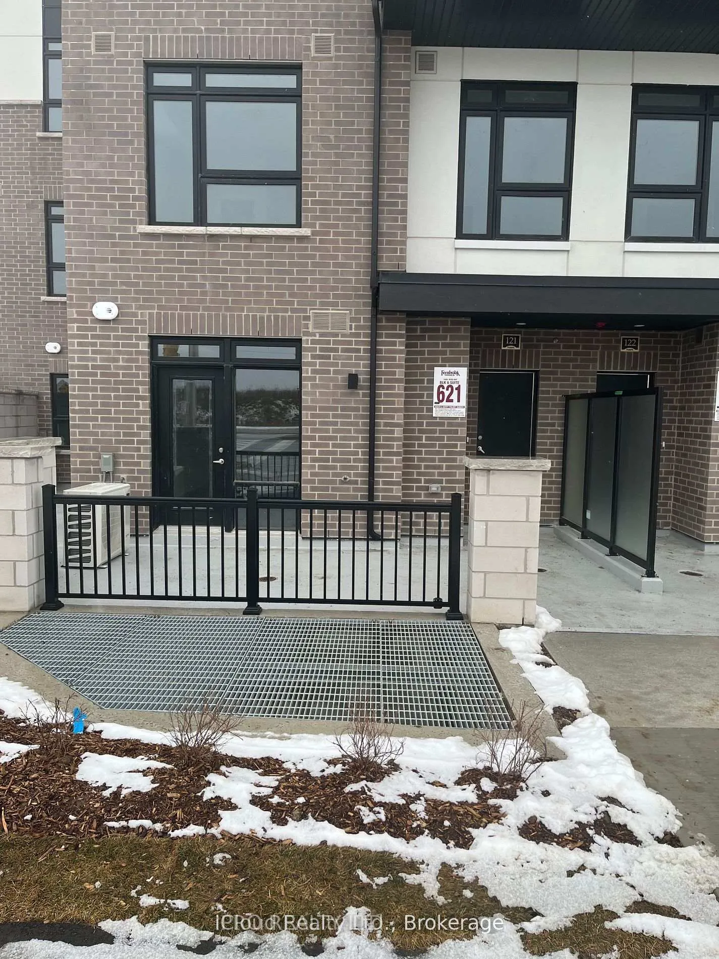Photo 4 of Unit 121, 1585 Rose Way, Milton, Cobban — HOMEH