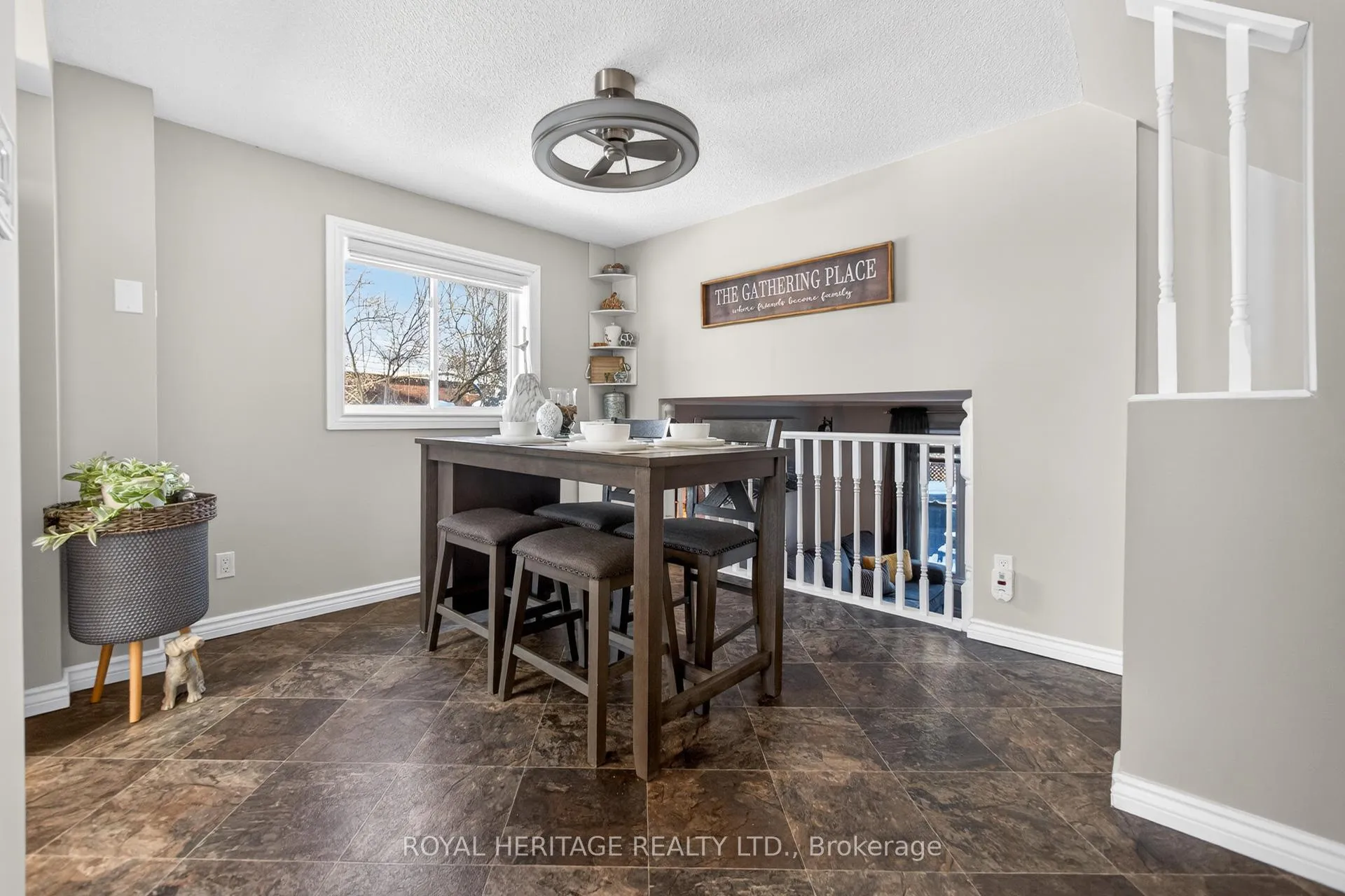 Photo 5 of 535 Shingle Bridge Place, Cambridge — HOMEH