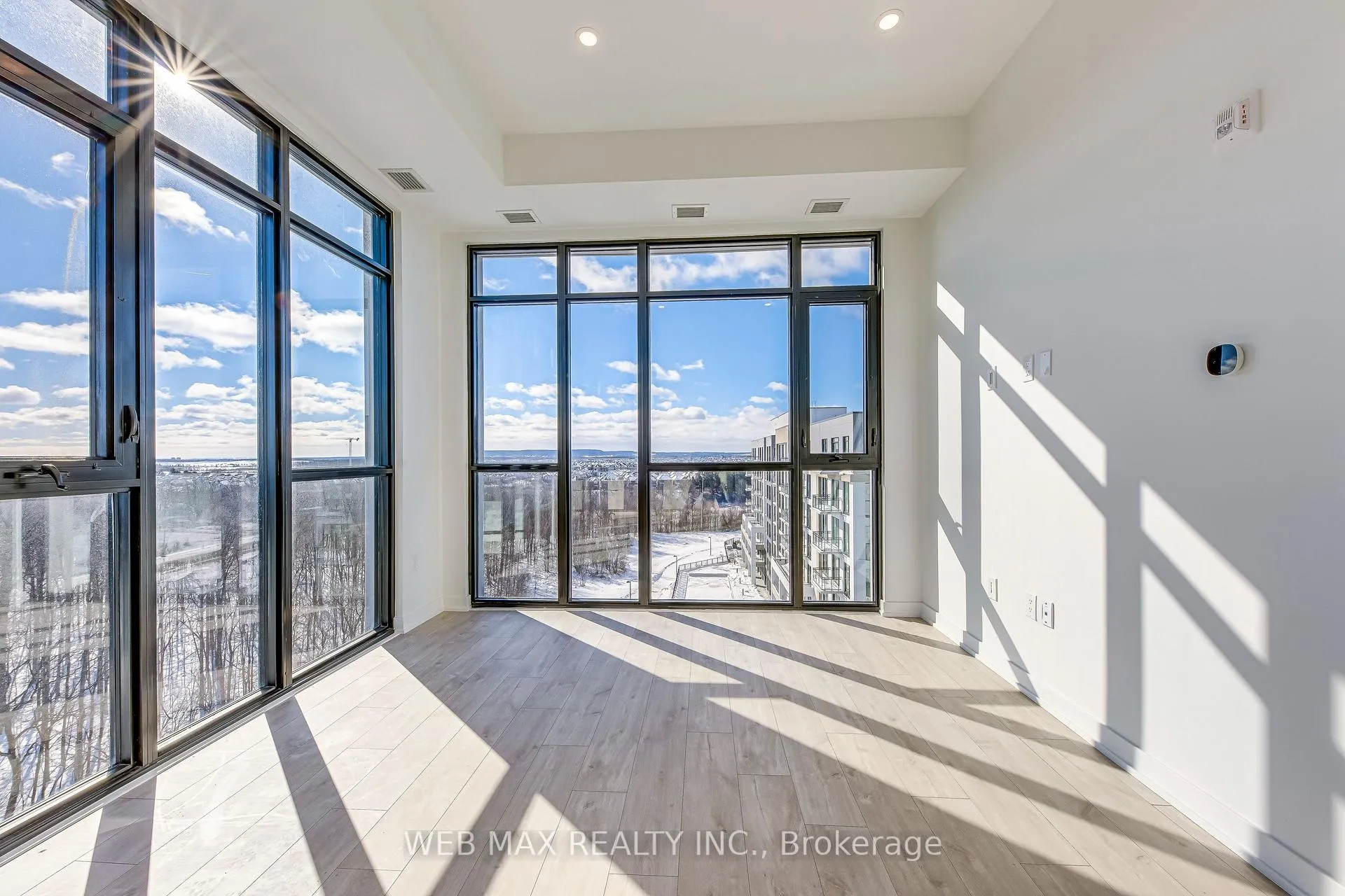 Photo 16 of Unit 802, 750 Whitlock Avenue, Milton, Cobban — HOMEH