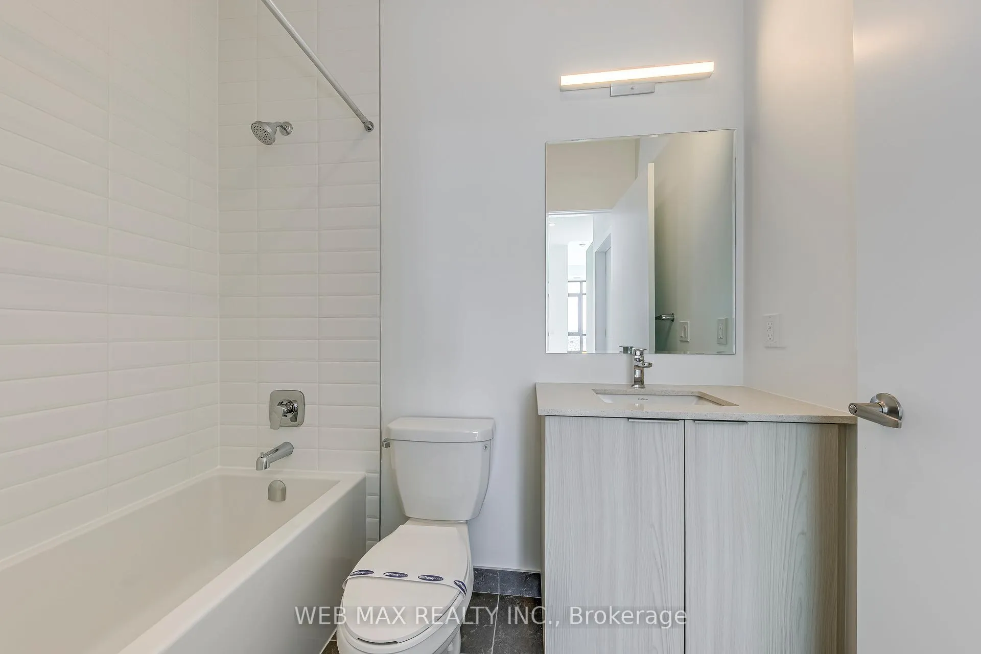 Photo 29 of Unit 802, 750 Whitlock Avenue, Milton, Cobban — HOMEH
