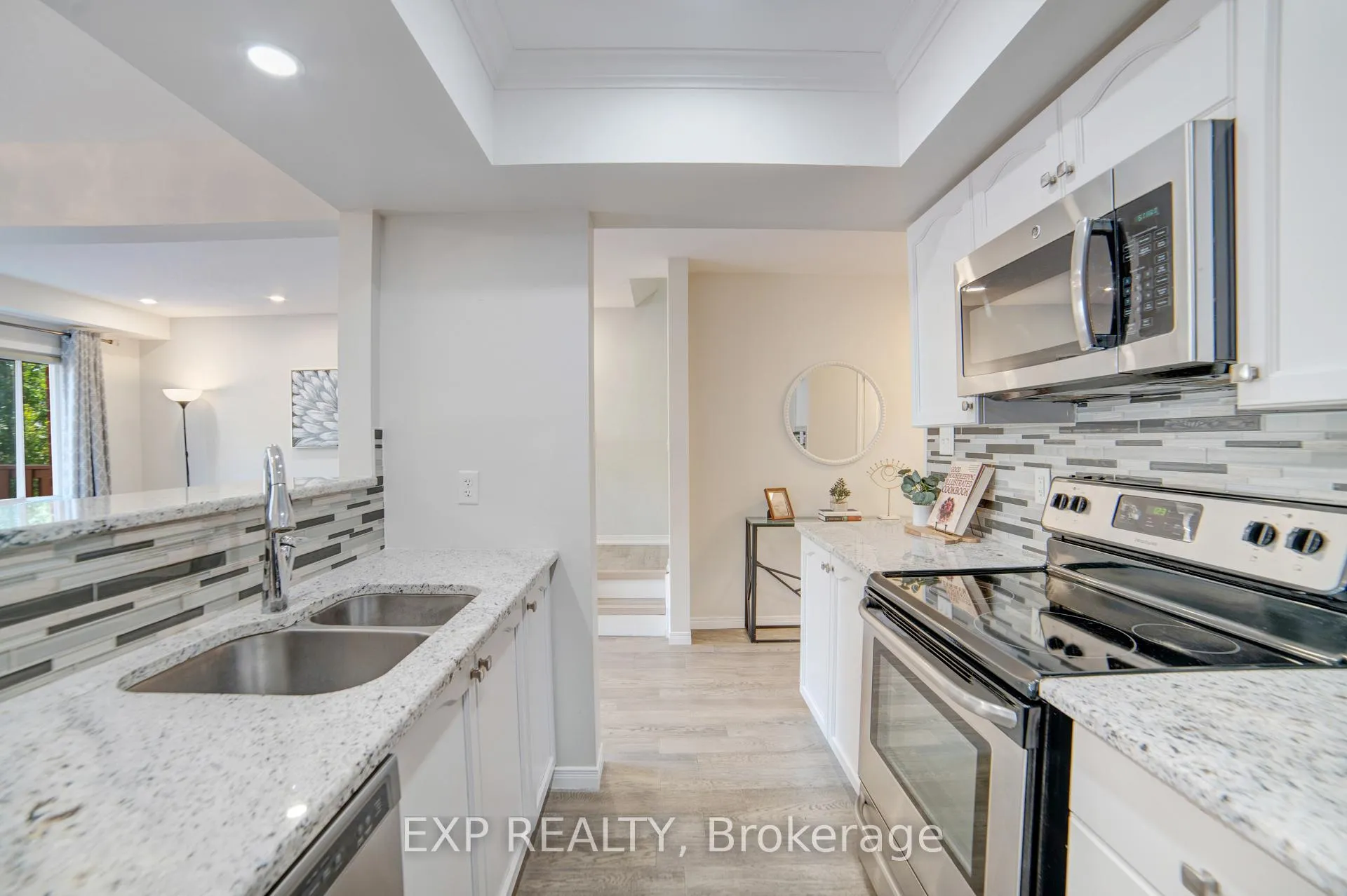 Photo 10 of Unit 26, 30 Bryan Court W, Kitchener — HOMEH