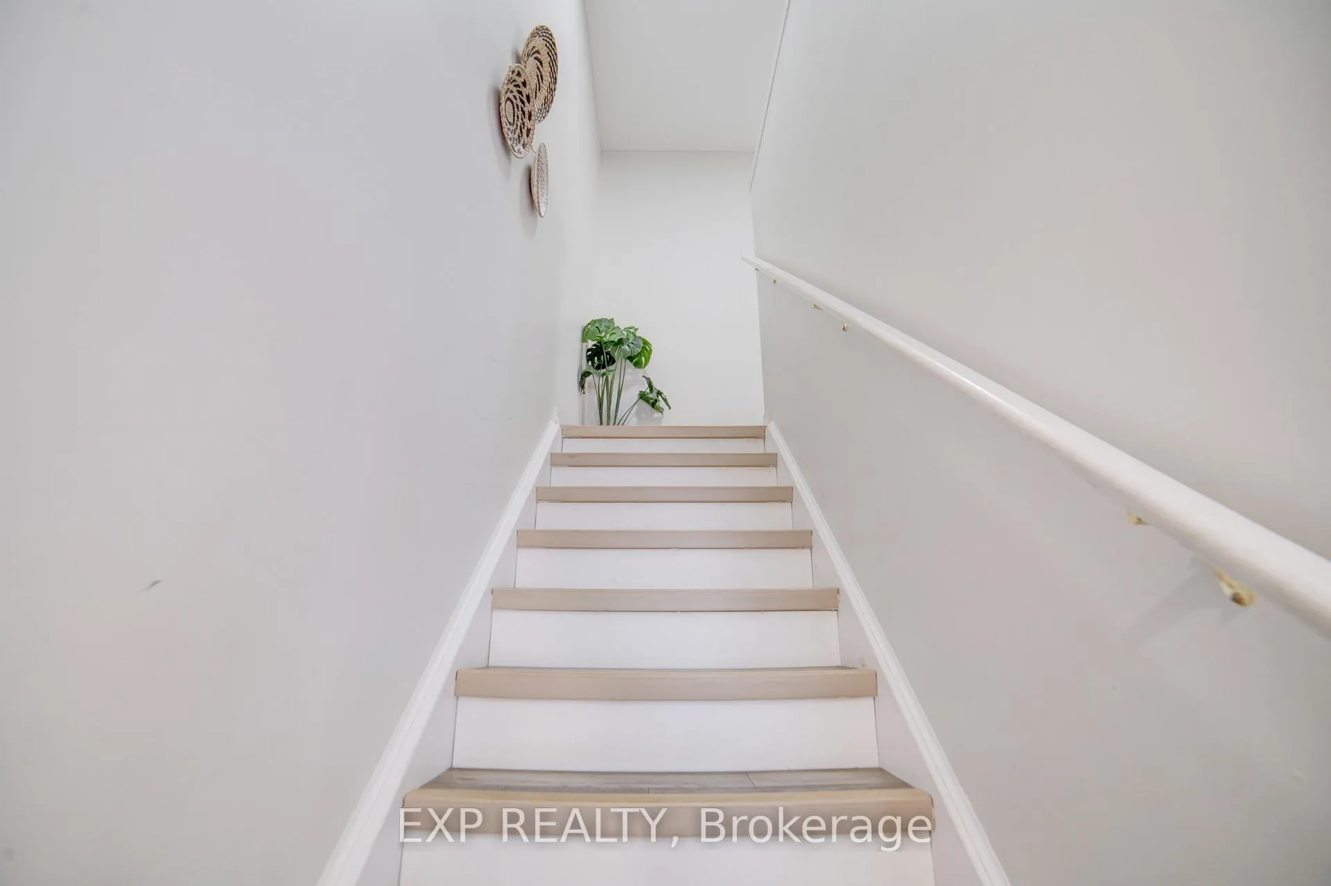 Photo 15 of Unit 26, 30 Bryan Court W, Kitchener — HOMEH