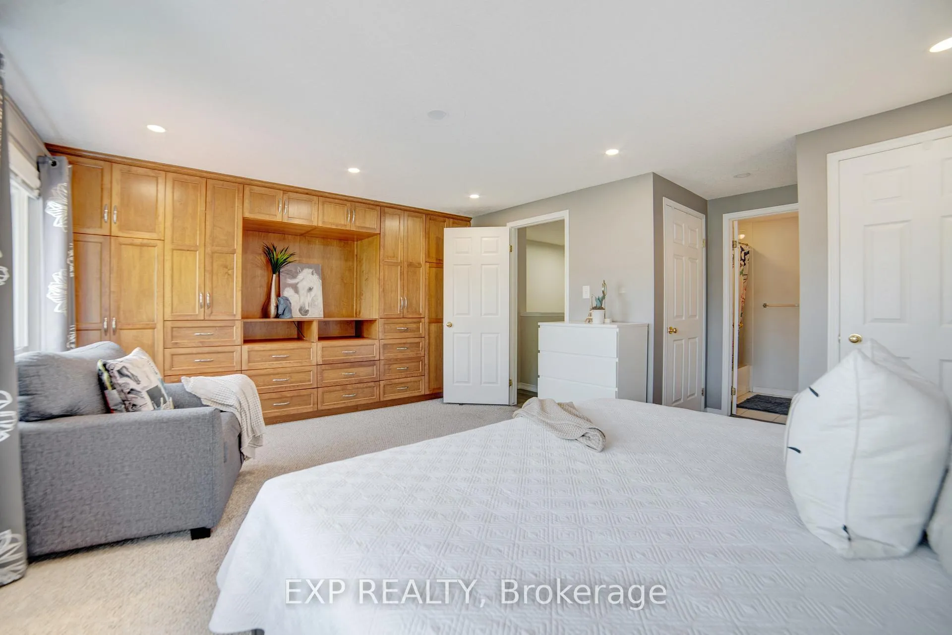 Photo 21 of Unit 26, 30 Bryan Court W, Kitchener — HOMEH
