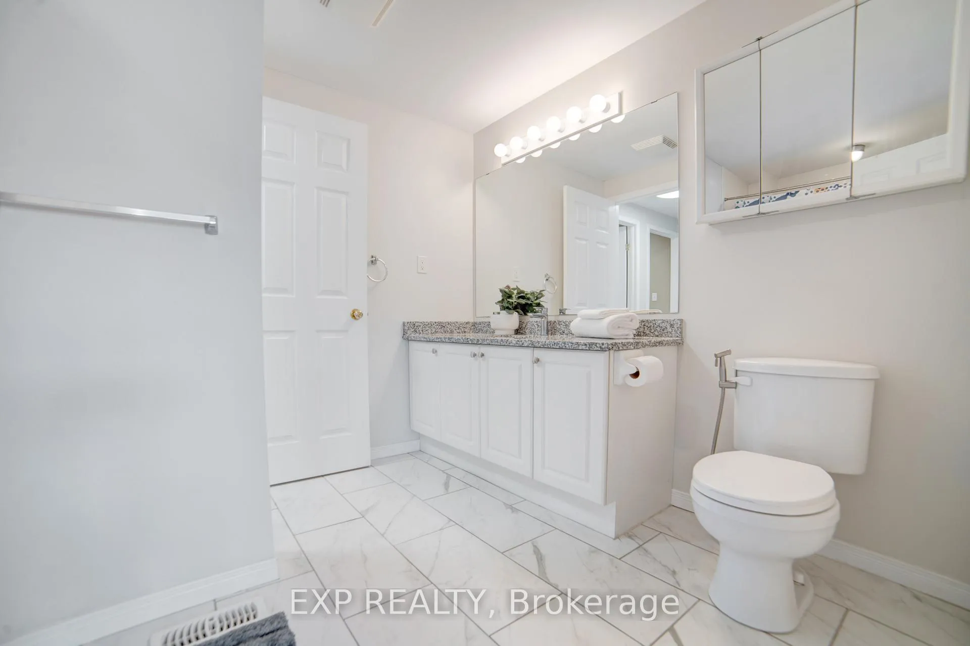 Photo 23 of Unit 26, 30 Bryan Court W, Kitchener — HOMEH
