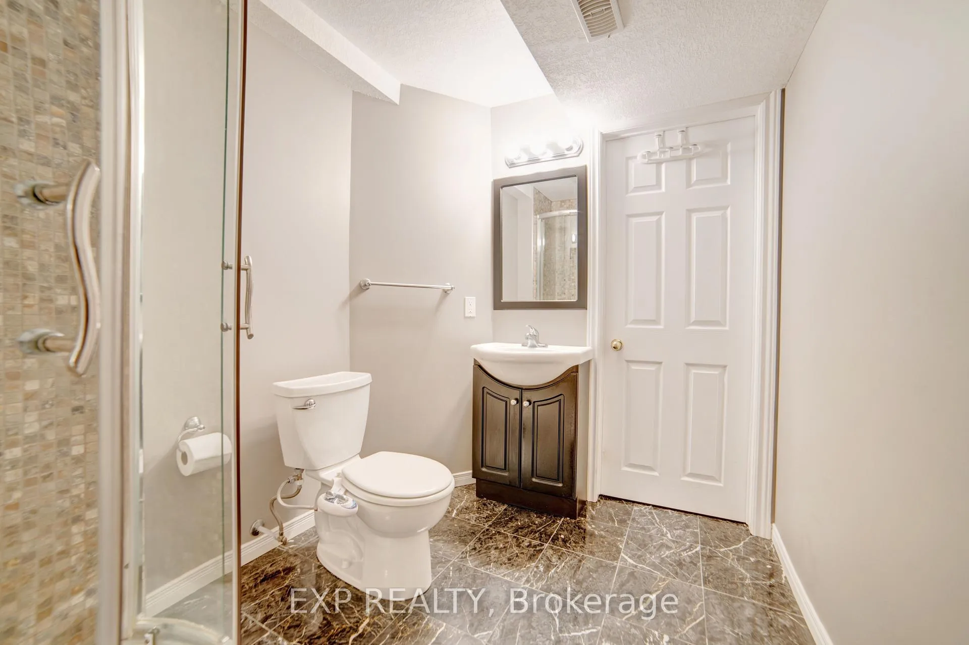 Photo 33 of Unit 26, 30 Bryan Court W, Kitchener — HOMEH
