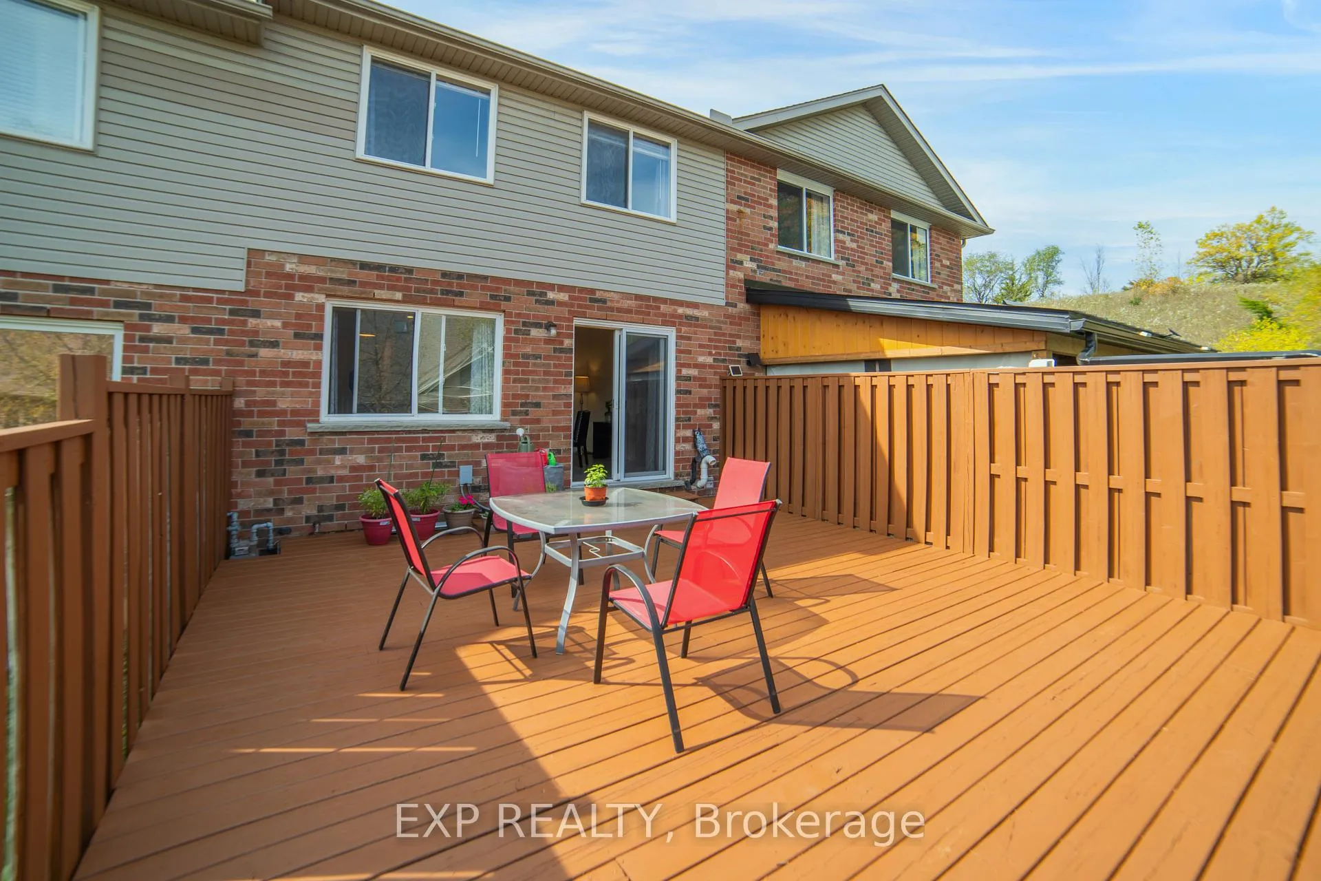 Photo 36 of Unit 26, 30 Bryan Court W, Kitchener — HOMEH
