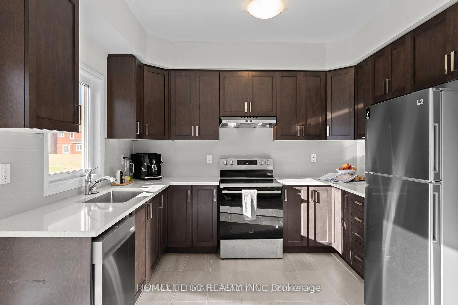 Photo 7 of 340 Mceachern Lane, Gravenhurst, Wood (Gravenhurst) — HOMEH