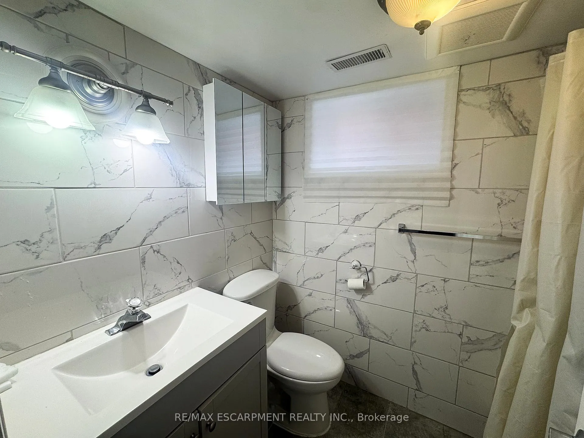 Photo 8 of Unit LOWER, 1328 Sharbot Street, Oshawa, Lakeview — HOMEH