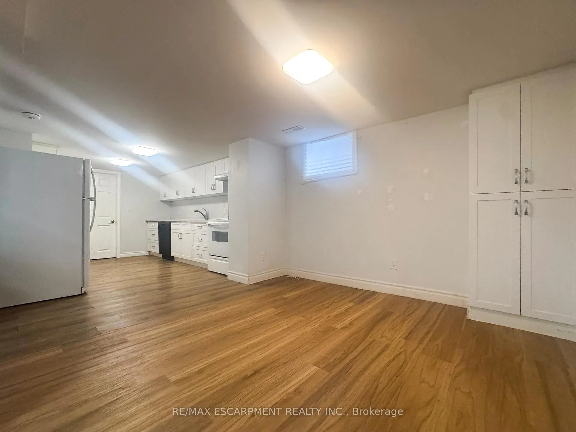 Photo 14 of Unit LOWER, 1328 Sharbot Street, Oshawa, Lakeview — HOMEH