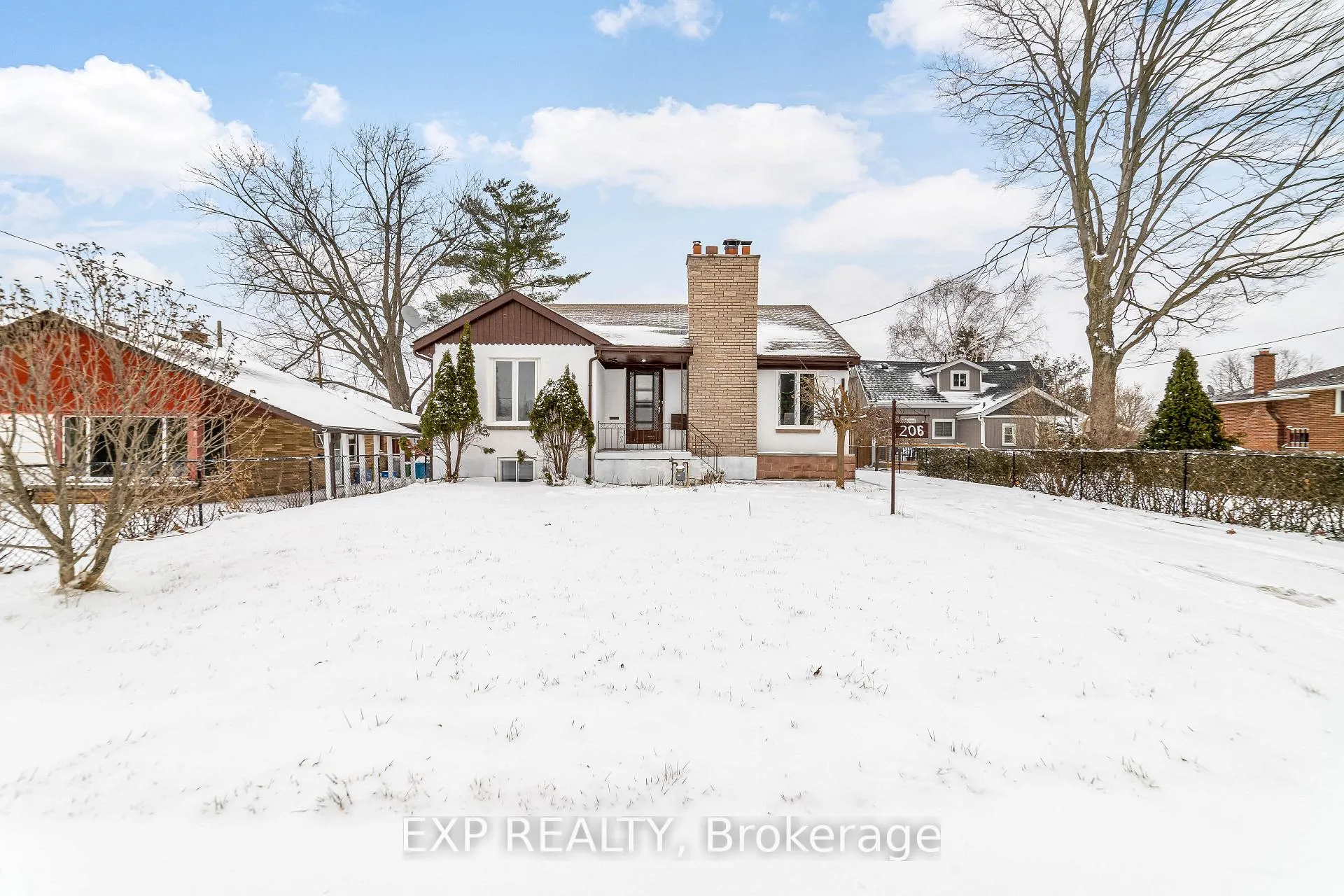 Photo 1 of 206 Vancouver Street, London, East H — HOMEH