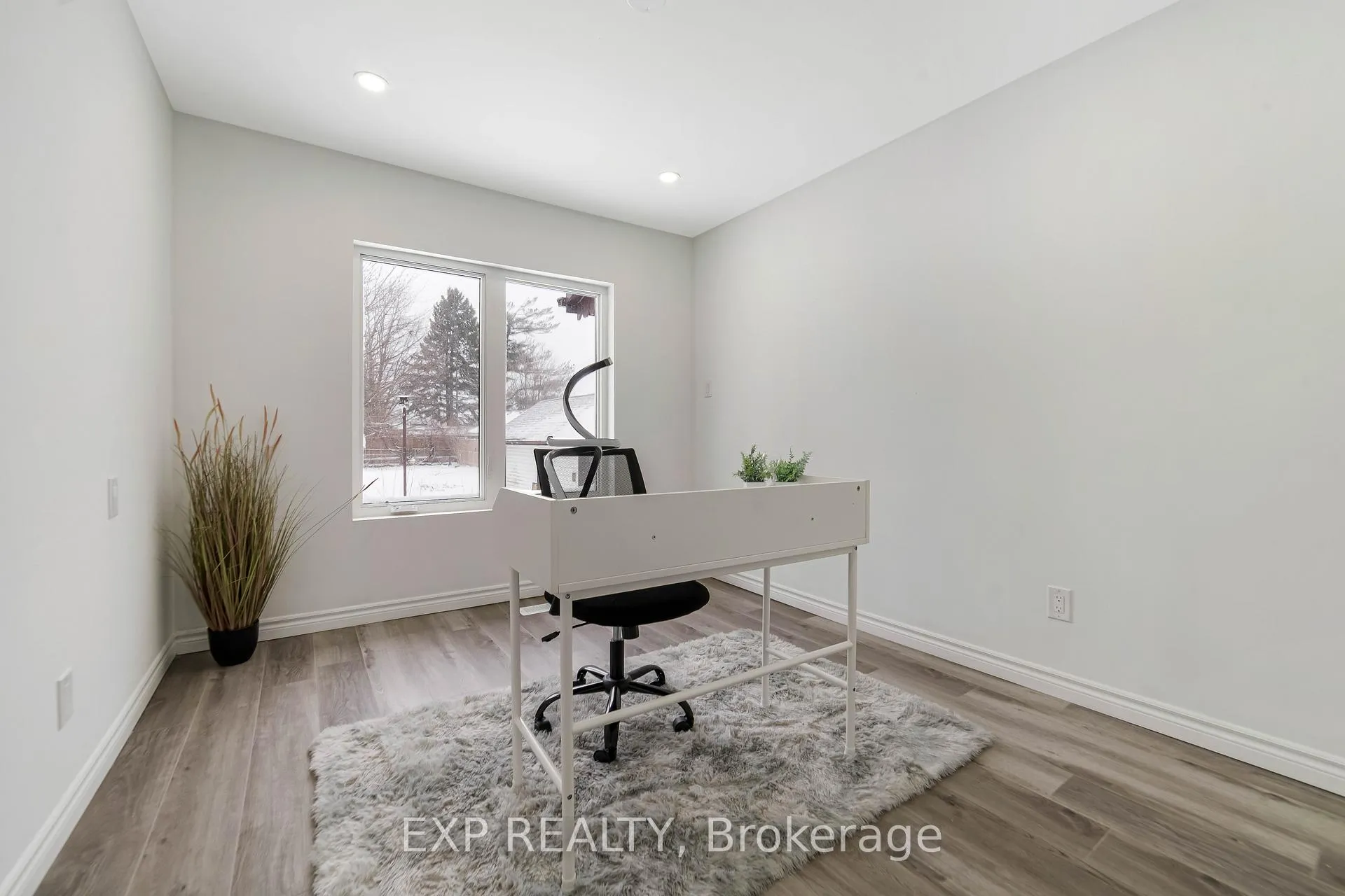 Photo 16 of 206 Vancouver Street, London, East H — HOMEH