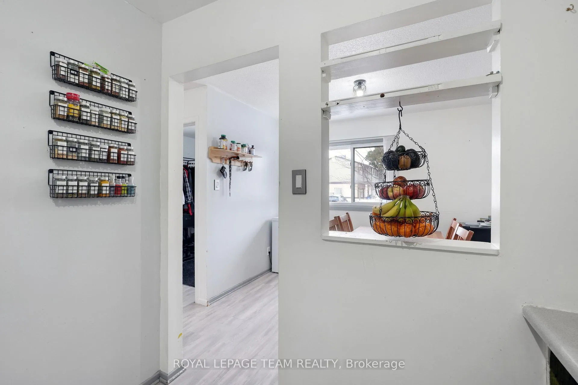 Photo 7 of 1807 Meadowbrook Road, Ottawa, Pineview — HOMEH