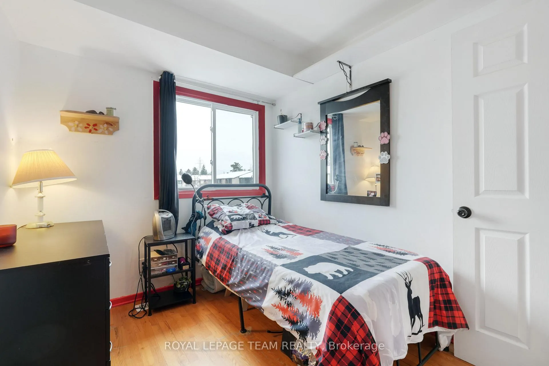 Photo 22 of 1807 Meadowbrook Road, Ottawa, Pineview — HOMEH