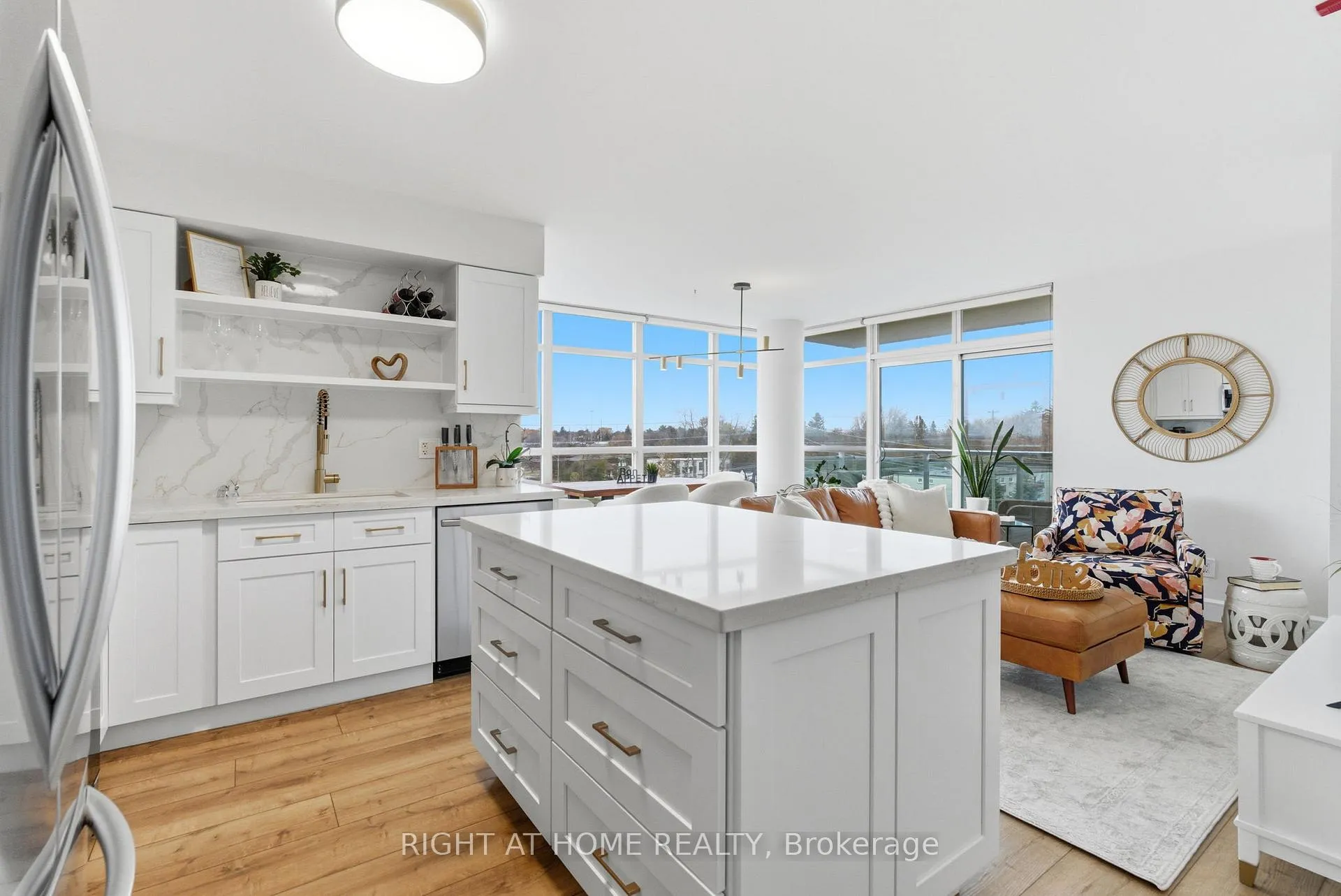 Photo 1 of Unit 711, 1600 Charles Street, Whitby, Port Whitby — HOMEH