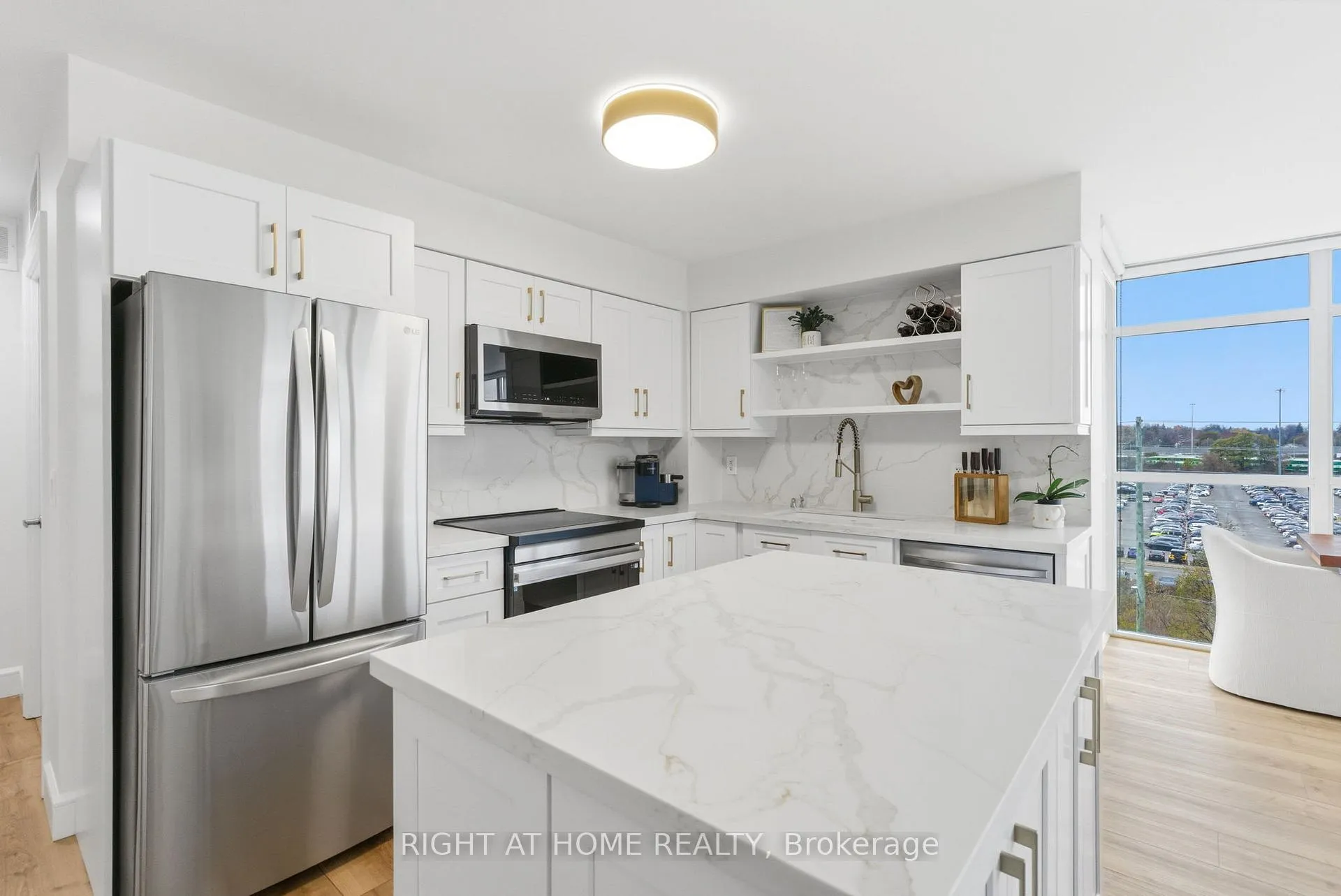 Photo 11 of Unit 711, 1600 Charles Street, Whitby, Port Whitby — HOMEH