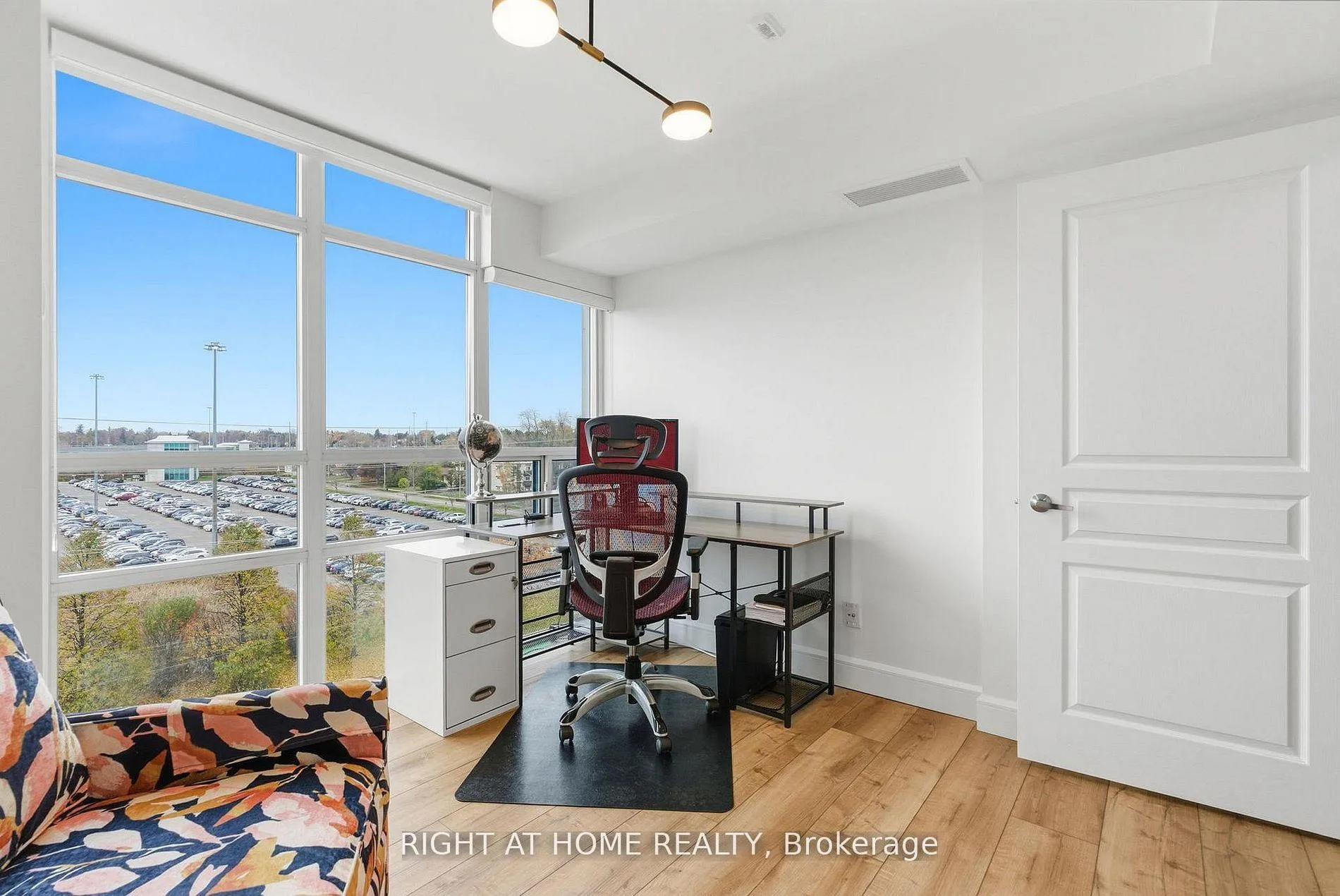 Photo 28 of Unit 711, 1600 Charles Street, Whitby, Port Whitby — HOMEH