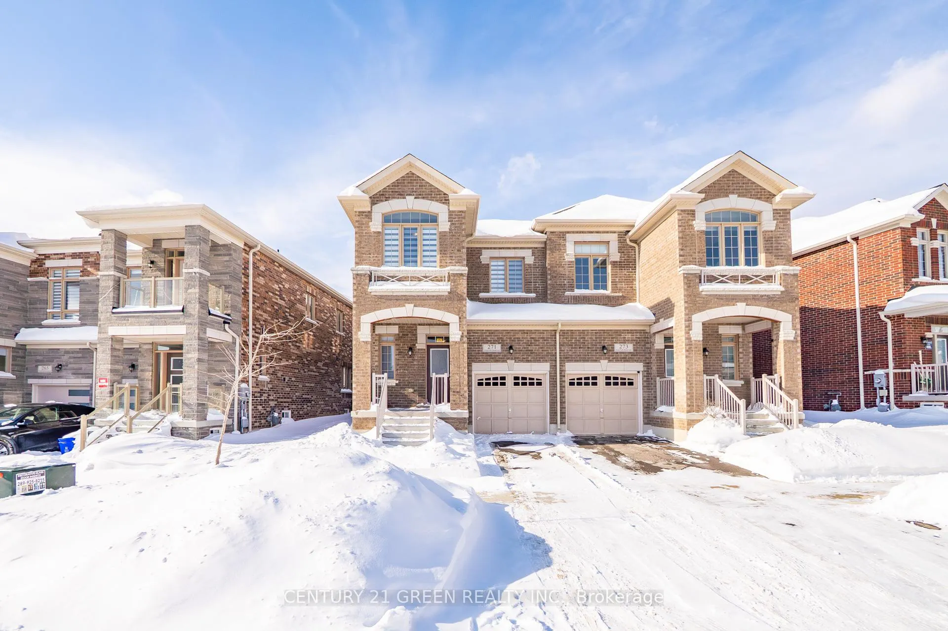 Photo 2 of 271 Great Falls Boulevard E, Hamilton, Waterdown — HOMEH