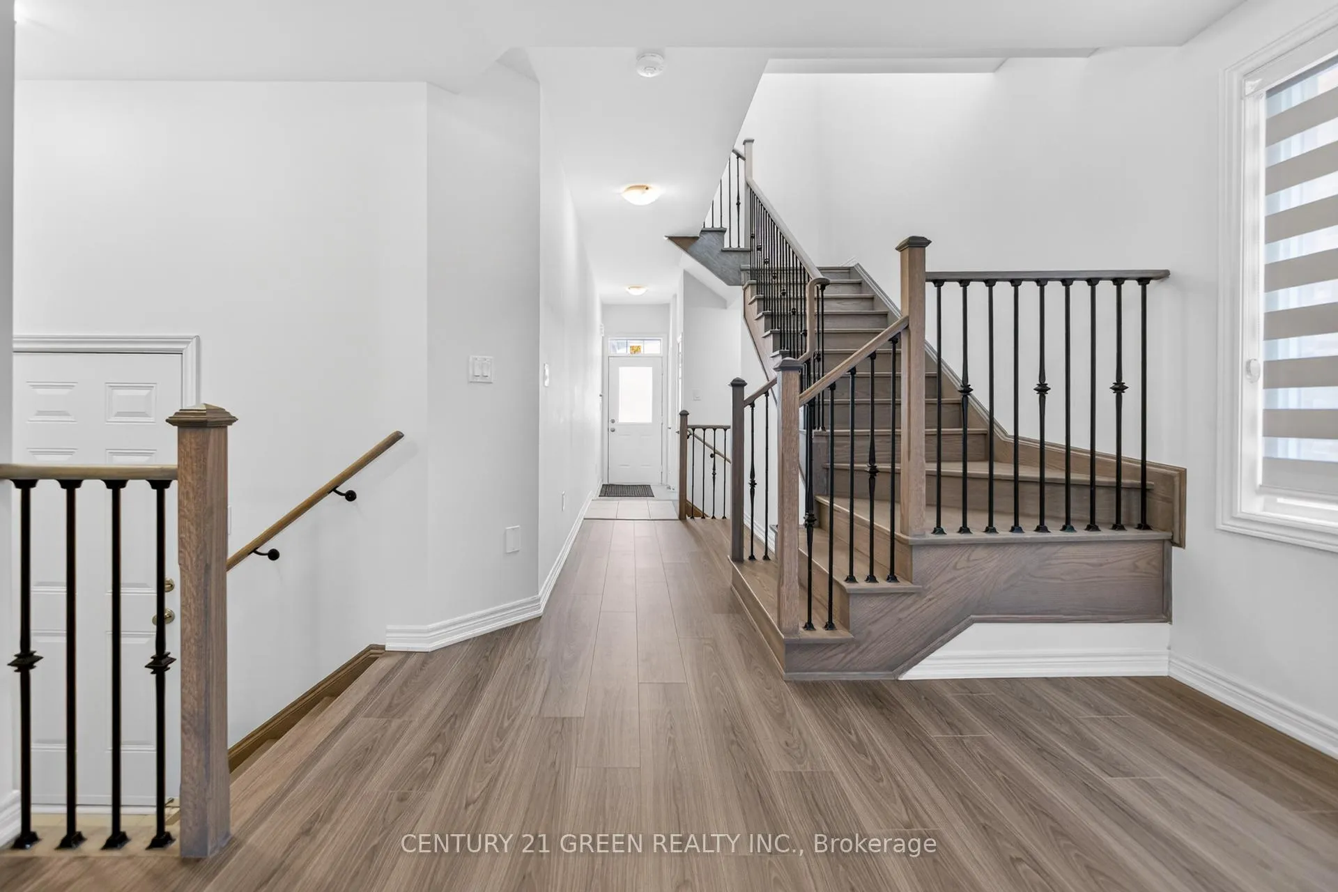 Photo 12 of 271 Great Falls Boulevard E, Hamilton, Waterdown — HOMEH