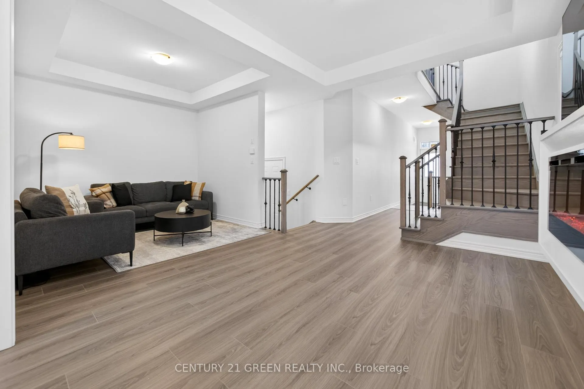 Photo 14 of 271 Great Falls Boulevard E, Hamilton, Waterdown — HOMEH