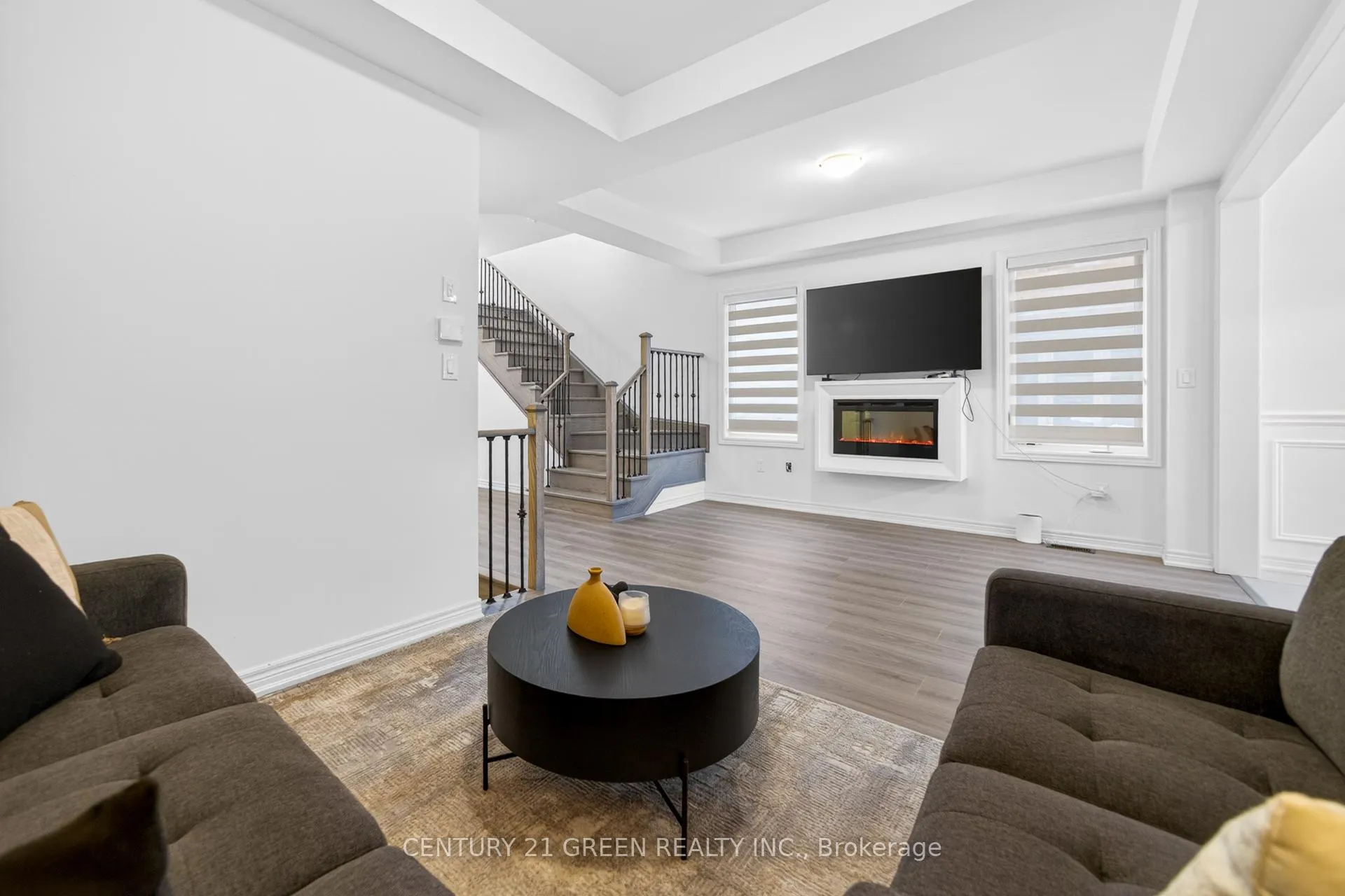Photo 16 of 271 Great Falls Boulevard E, Hamilton, Waterdown — HOMEH